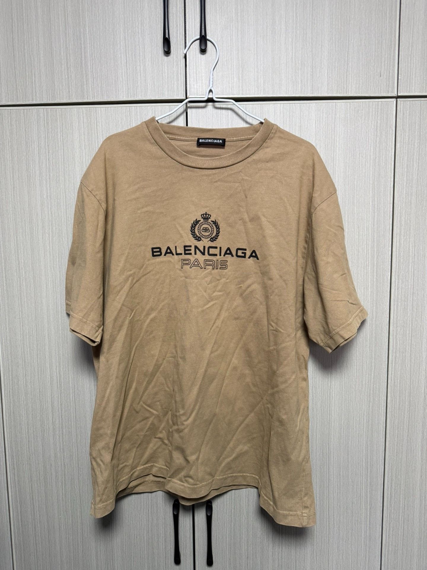 Balenciaga Balenciaga Printed T-Shirt L Women Size L / US 10 / IT 46 - 1 Thumbnail