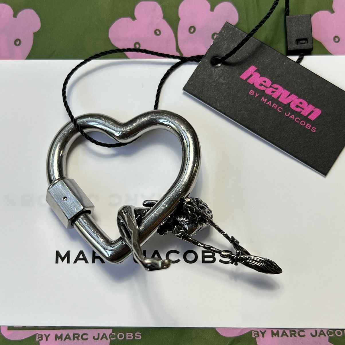 ♫ HEAVEN by marc jacobs ピアス キーガン ダッカー - メルカリ