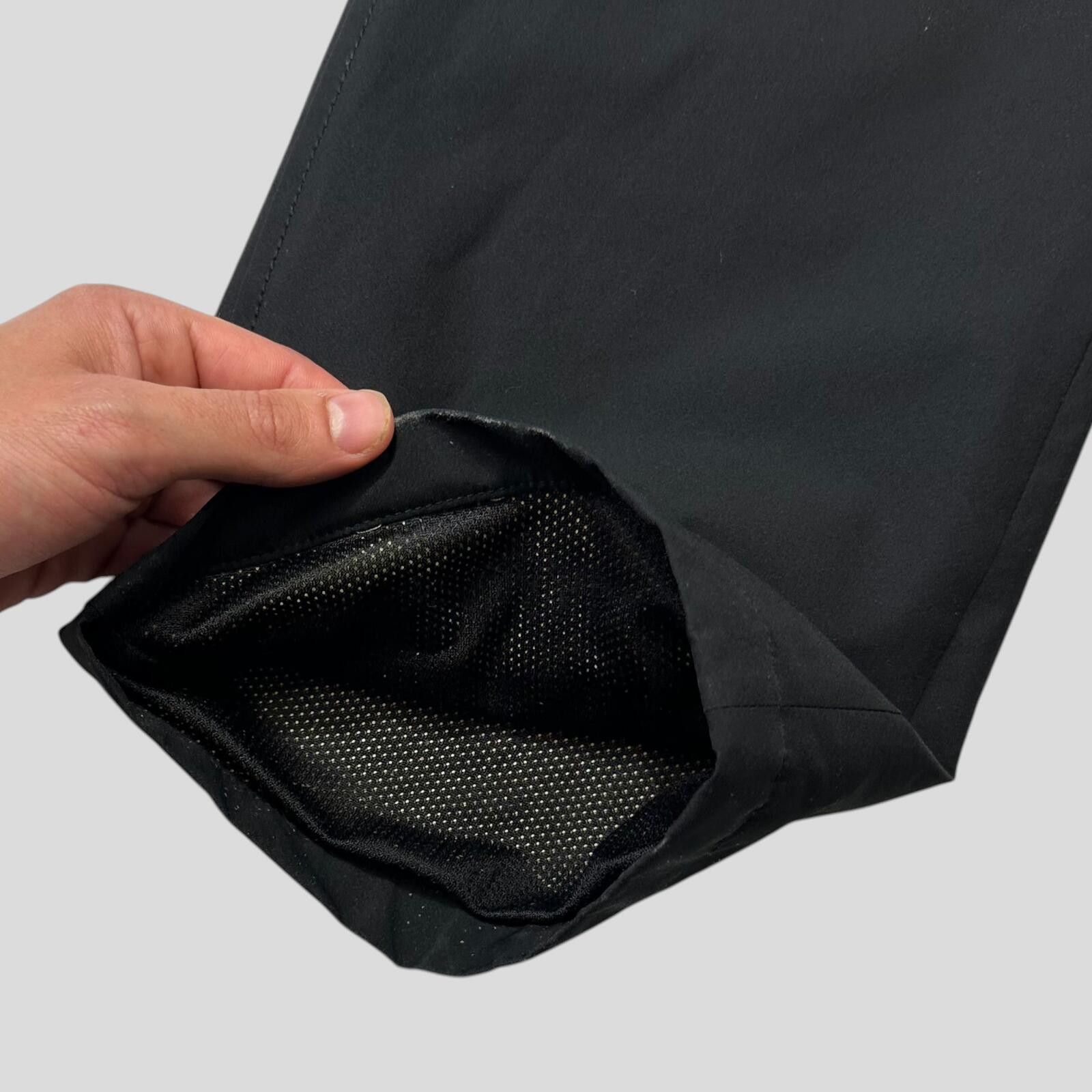 Prada Prada Sport 00’s Goretex Black Mesh Lined Trousers - IT52 Size US 34 / EU 50 - 7 Thumbnail