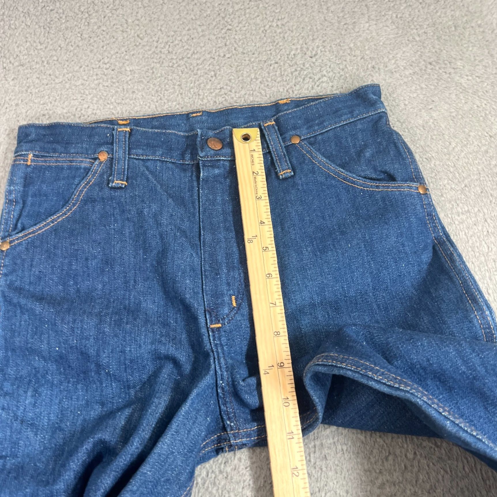 Wrangler VINTAGE Wrangler Men's Jeans 29x31 Straight Leg Denim Casual Mid Rise Blue 90s Size US 29 - 6 Thumbnail