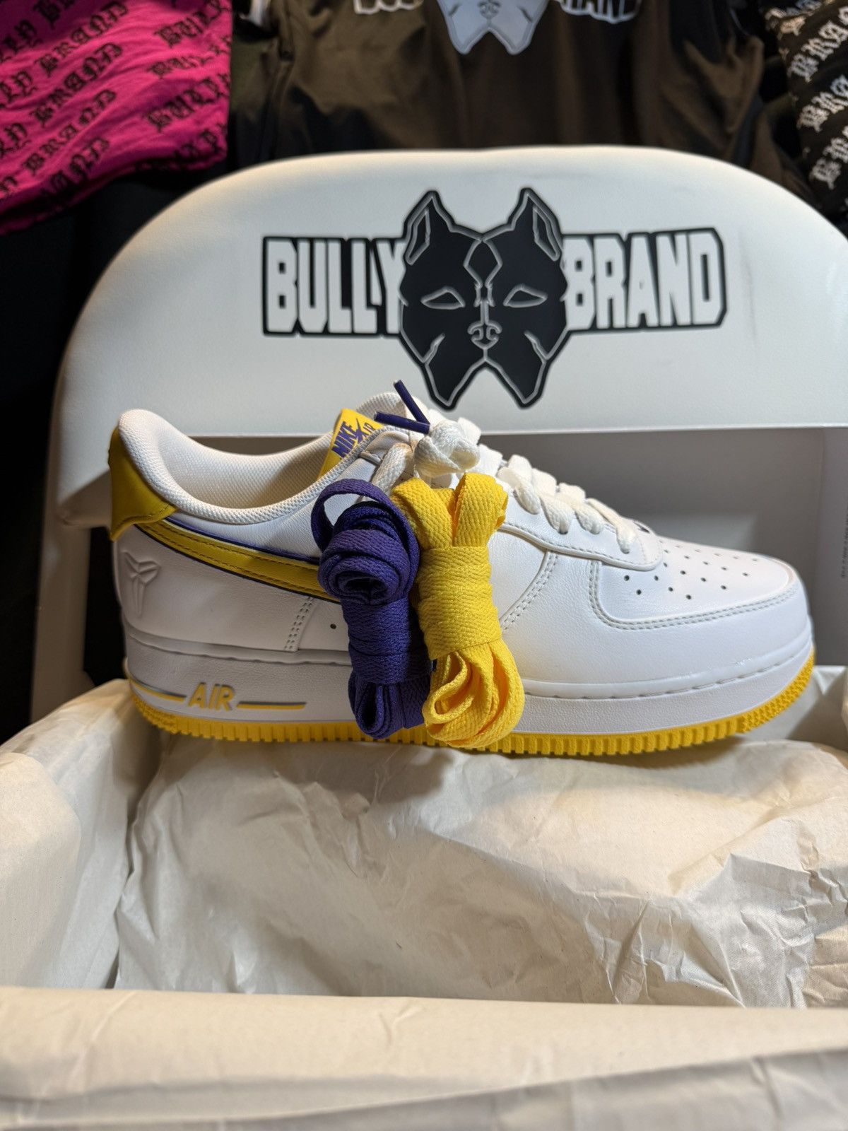 Nike Kobe Nike Air Force 1 Retro Home Size US 8 / EU 41 - 1 Thumbnail