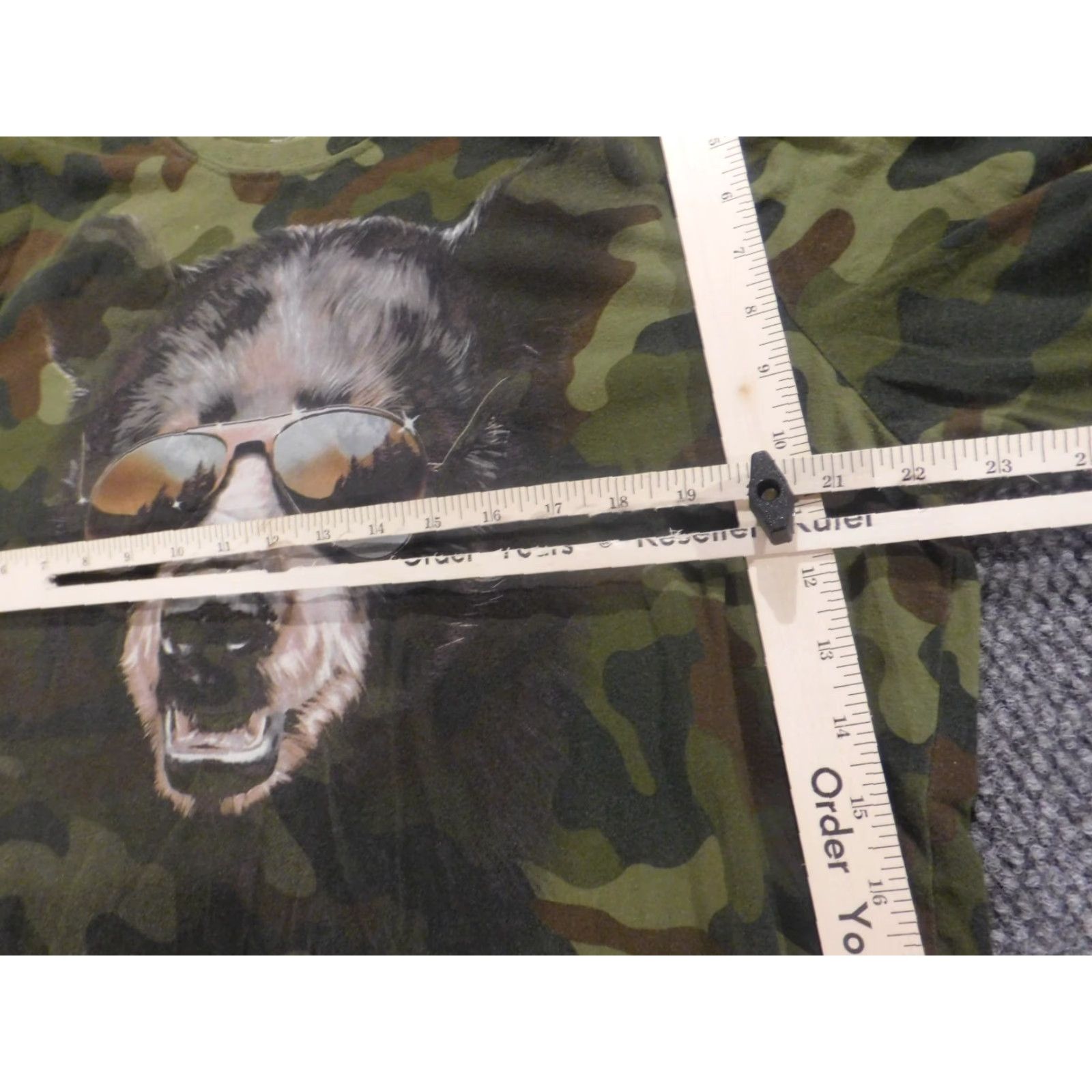 Vintage Fifth sun Mens Shirt XL green Camouflage Bear Graphic T-Shirt Crew Neck Short Sleeve Logo Animals Vintage No (adjusted to fit rules) Size US XL / EU 56 / 4 - 6 Thumbnail