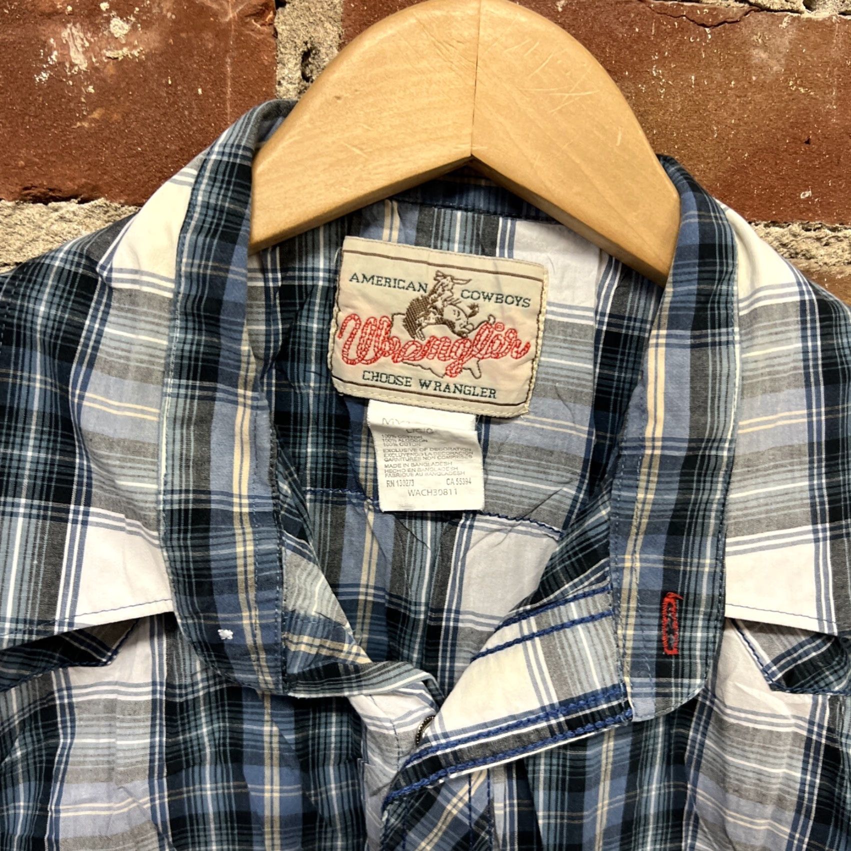 Wrangler Wrangler Shirt Men's Large Blue Plaid Long Sleeve Pearl Snap Button-Up Casual Workwear Size US L / EU 52-54 / 3 - 2 Thumbnail