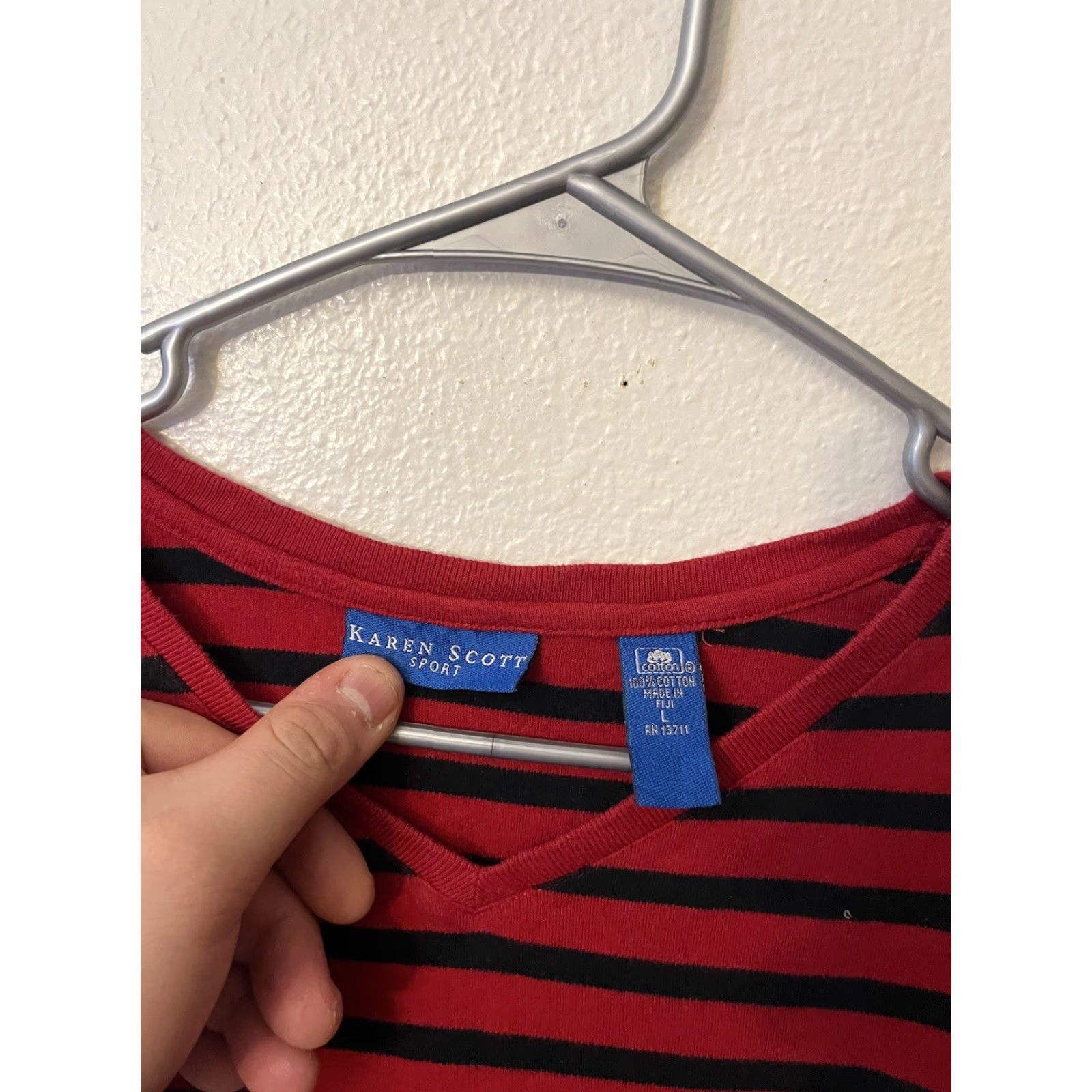 Vintage Karen Scott Sweater Shirt Womens L Red 2x2 Ribbed Knit V-Neck Striped Cozy Classic Pullover Size L / US 10 / IT 46 - 2 Thumbnail