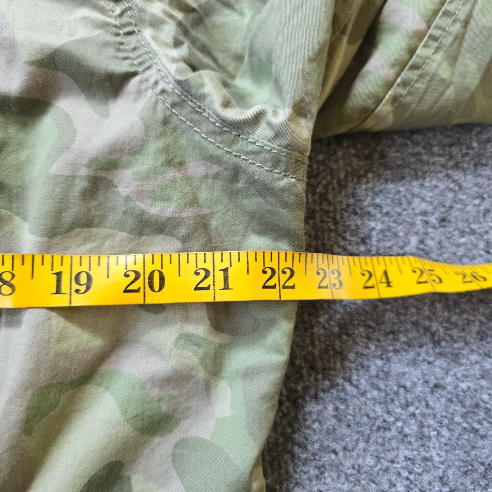 Vintage LL Bean Jacket Women Large Green Camo Pockets Fleece Lined Military Regular Fit Spring Fall Winter Field Coat Size L / US 10 / IT 46 - 7 Thumbnail