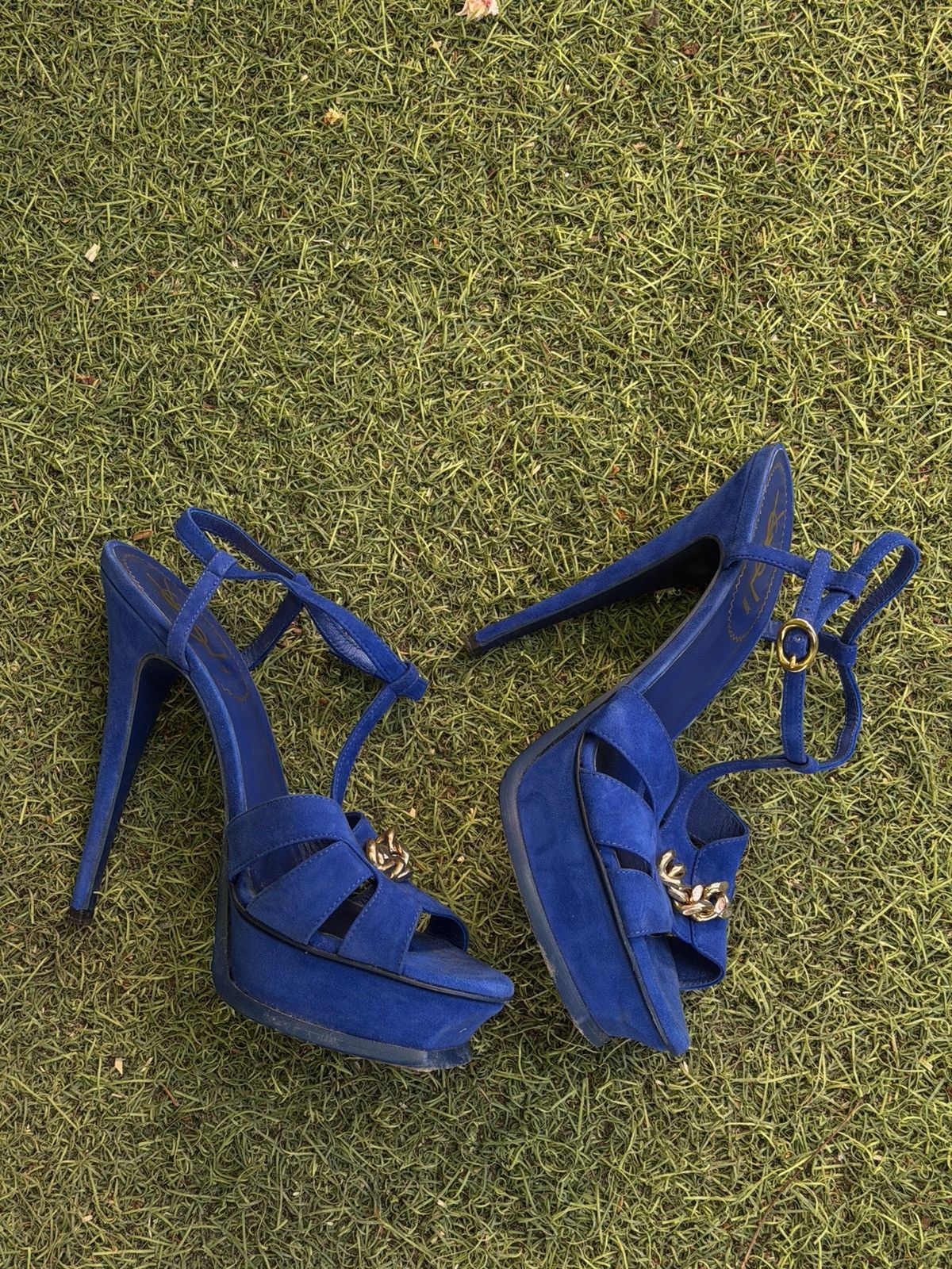 Yves Saint Laurent Yves saint laurent velvet boot 40 1/2 Size US 10.5 / IT 40.5 - 12 Thumbnail
