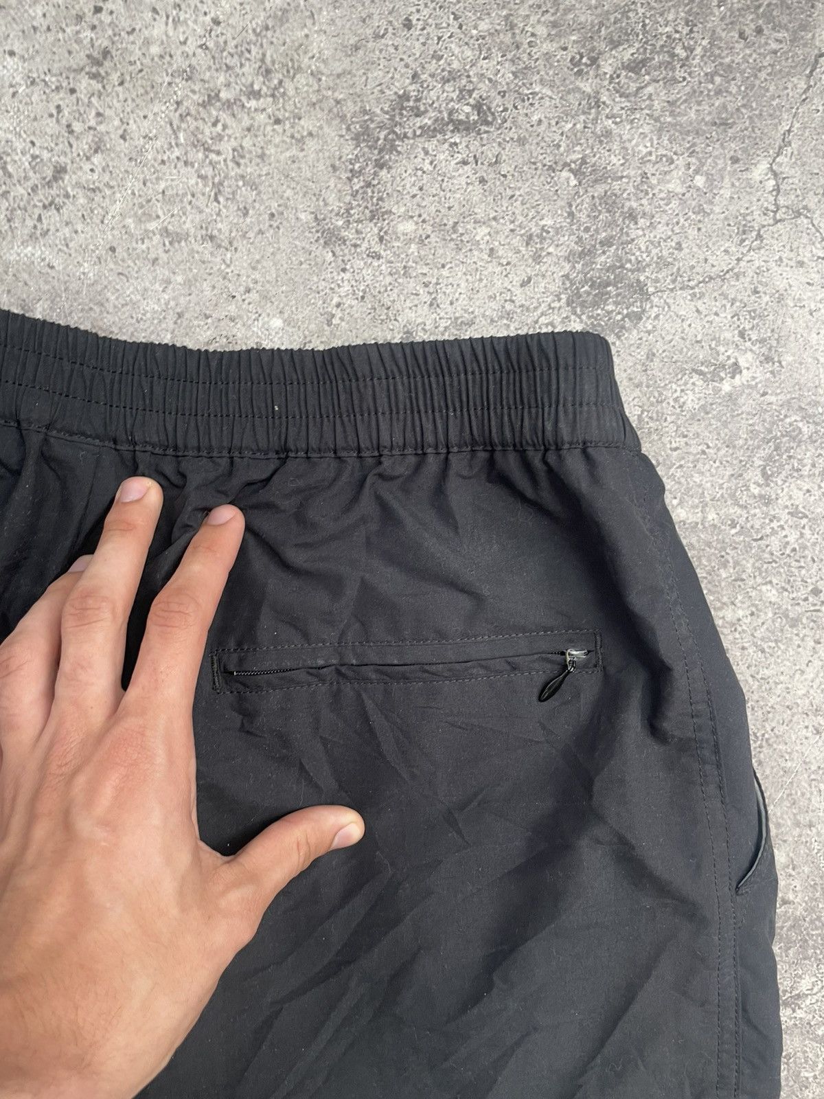 Nike × Vintage Nike Vintage Shorts Black Y2k Drill 90s Mini Swoosh Size US 34 / EU 50 - 5 Thumbnail