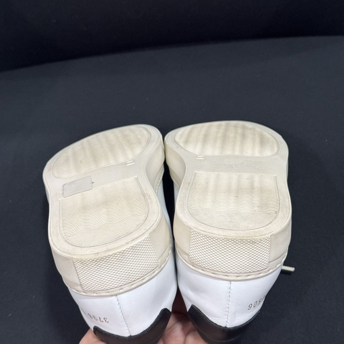 Common Projects Common Projects Women’s Achilles Low – White/Black Size US 5 / IT 35 - 17 Thumbnail