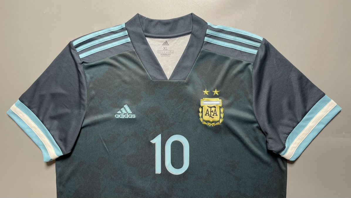 Adidas × Vintage ARGENTINA ADIDAS 2019/2020 FOOTBALL AWAY JERSEY #10 MARADONA Size US XL / EU 56 / 4 - 3 Thumbnail