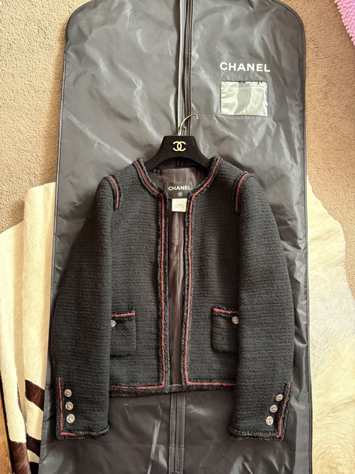 Chanel CHANEL BOUCLE JACKET FROM 2009 METIERS D' ART COLLECTION Size S / US 4 / IT 40 - 1 Thumbnail