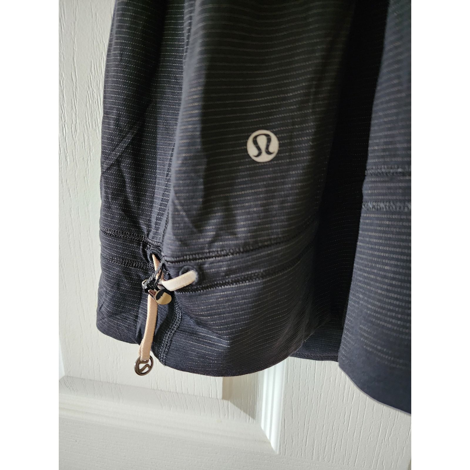 Lululemon Lululemon Rest Less Tank Size 8 Black White 2in1 No Inserts Size M / US 6-8 / IT 42-44 - 3 Thumbnail