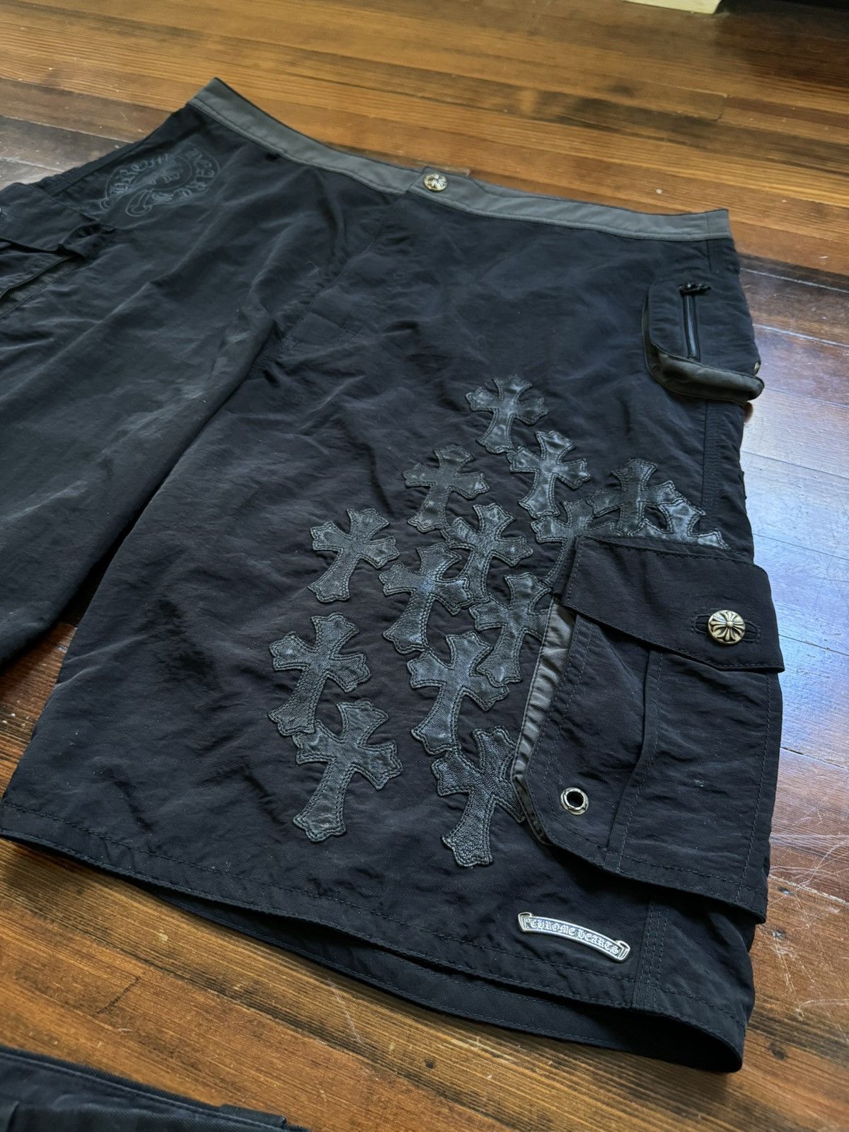 Chrome Hearts 🚭CHROME GRAIL🚭2008 JAPAN EXCLUSIVE LEATHER PATCH Shorts Size US 36 / EU 52 - 1 Thumbnail