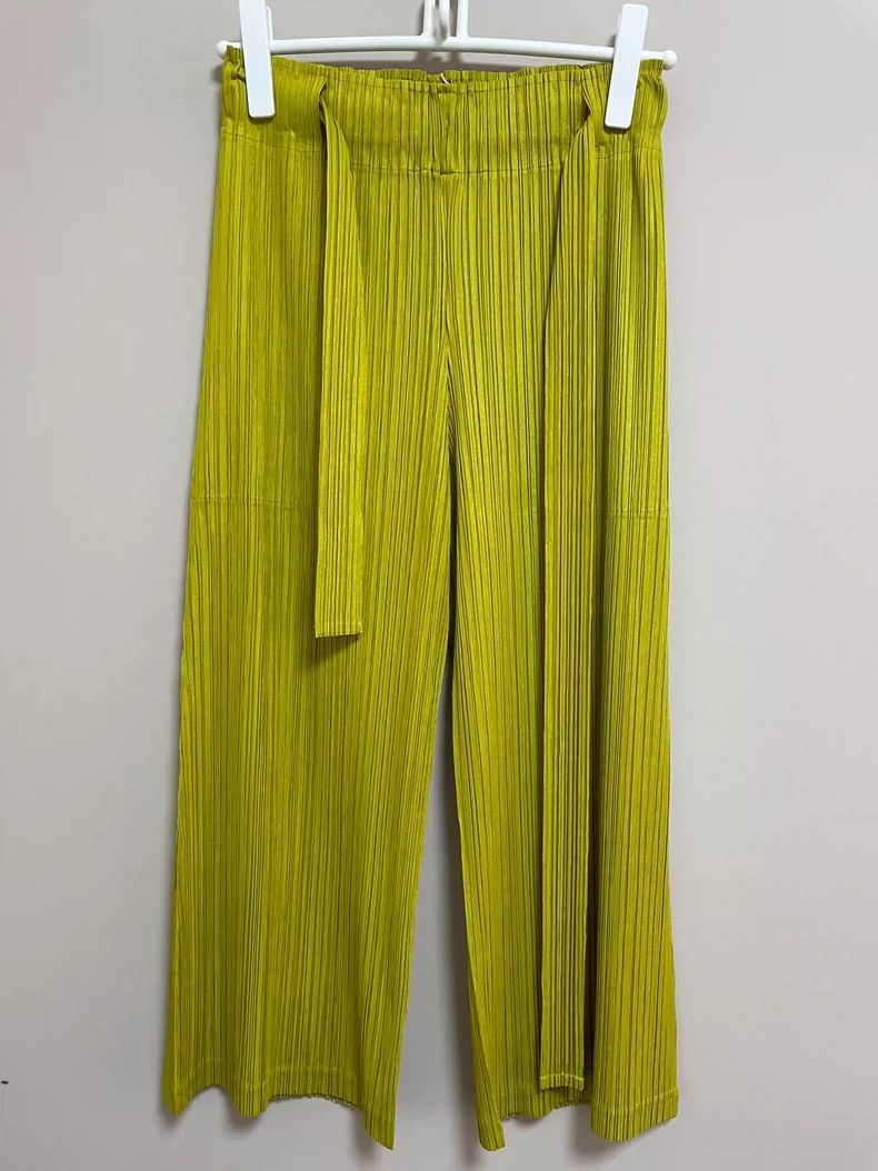 Issey Miyake Issey Miyake size:2 Ginger yellow pleated trousers Size 22" - 4 Thumbnail