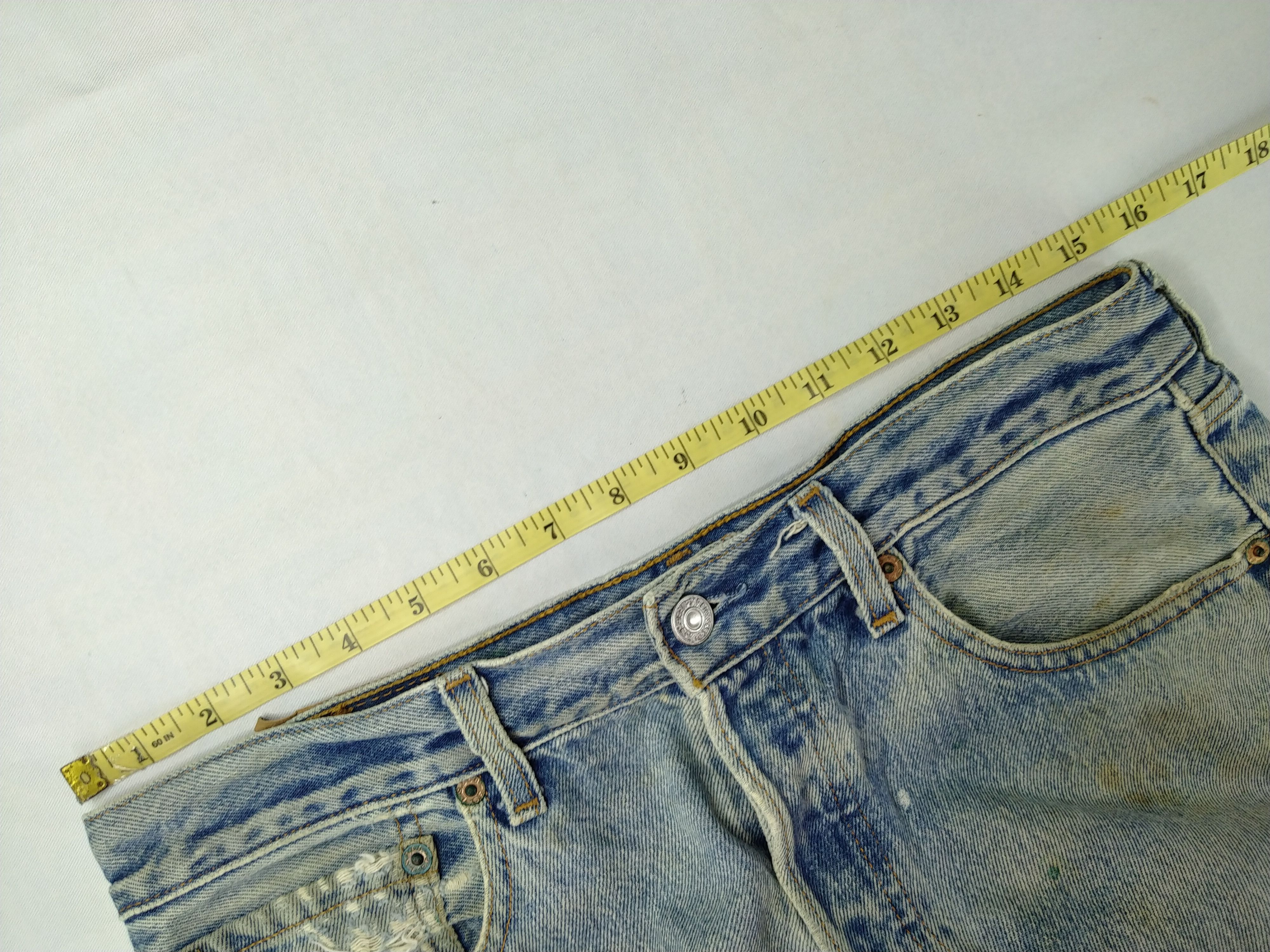 Levi's Light Wash Vintage Levi's 501 Distressed Denim 31x29.5 JN582 Size US 31 - 5 Thumbnail
