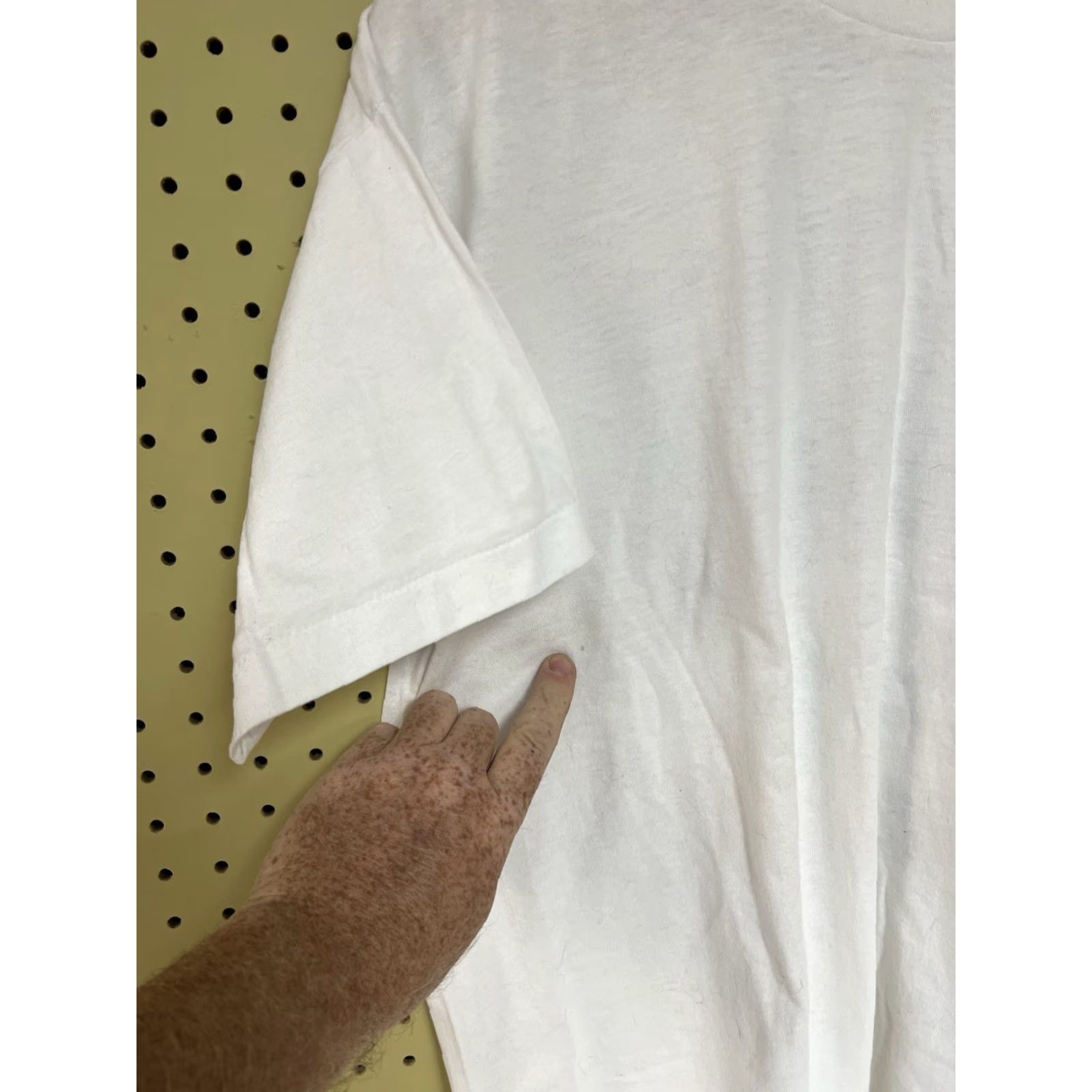 Fruit Of The Loom VINTAGE Fruit of the Loom T-Shirt XL White Unisex Adults Short Sleeve Crew Neck Single Stitch Graphic 1960s 1970s style Shirts Mustang? Size US XL / EU 56 / 4 - 4 Thumbnail