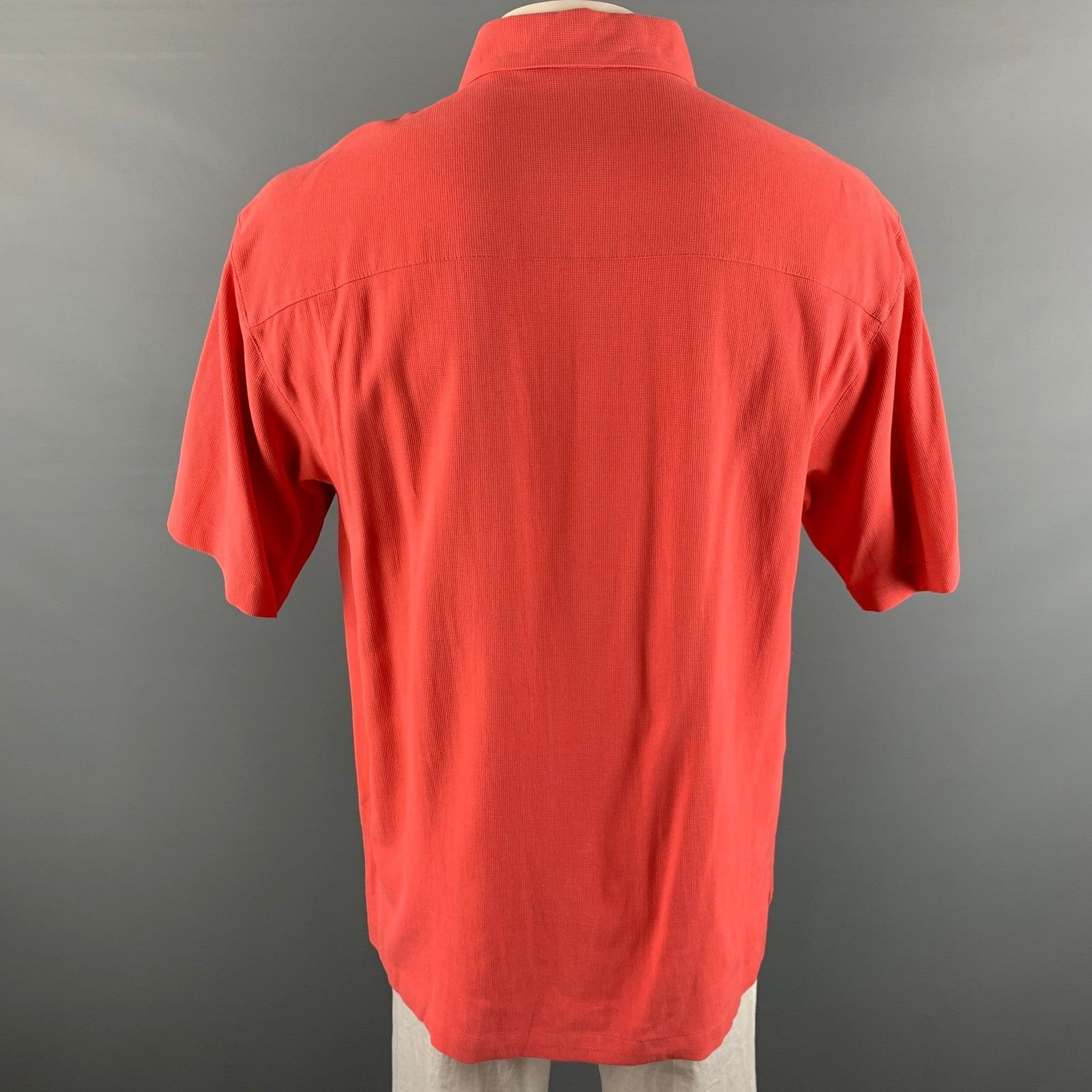 Neiman Marcus NEIMAN MARCUS Salmon Solid Silk Button Up Short Sleeve Shirt Size US XL / EU 56 / 4 - 3 Thumbnail