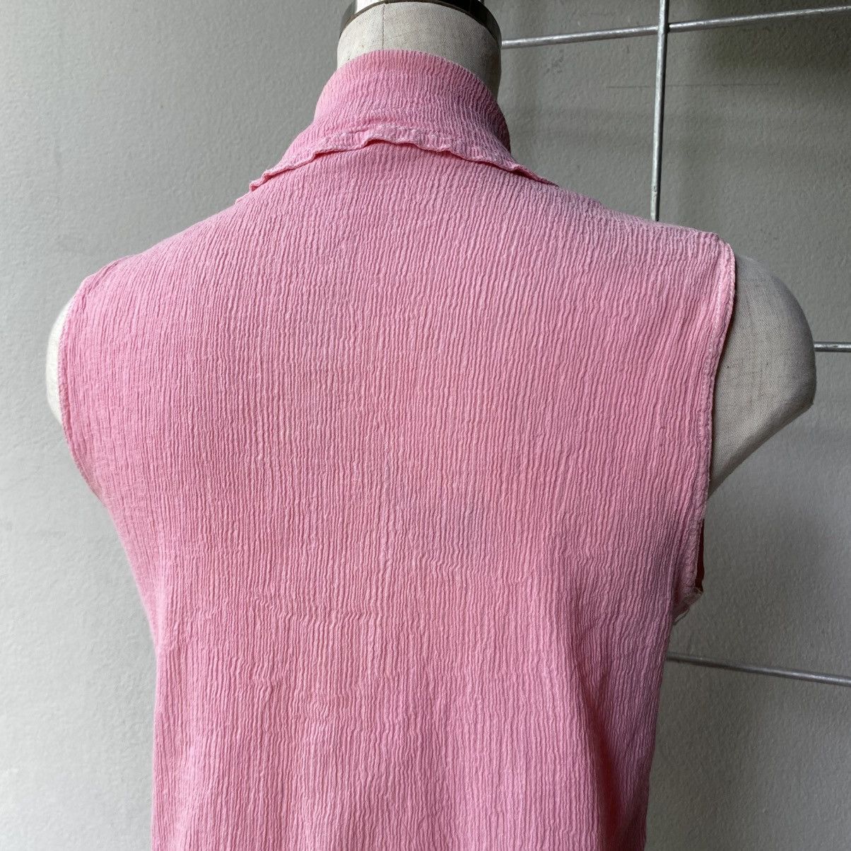 Tsumori Chisato Tsumori Chisato Pink Pleated Zip Sleeveless Shirt Size S / US 4 / IT 40 - 21 Thumbnail