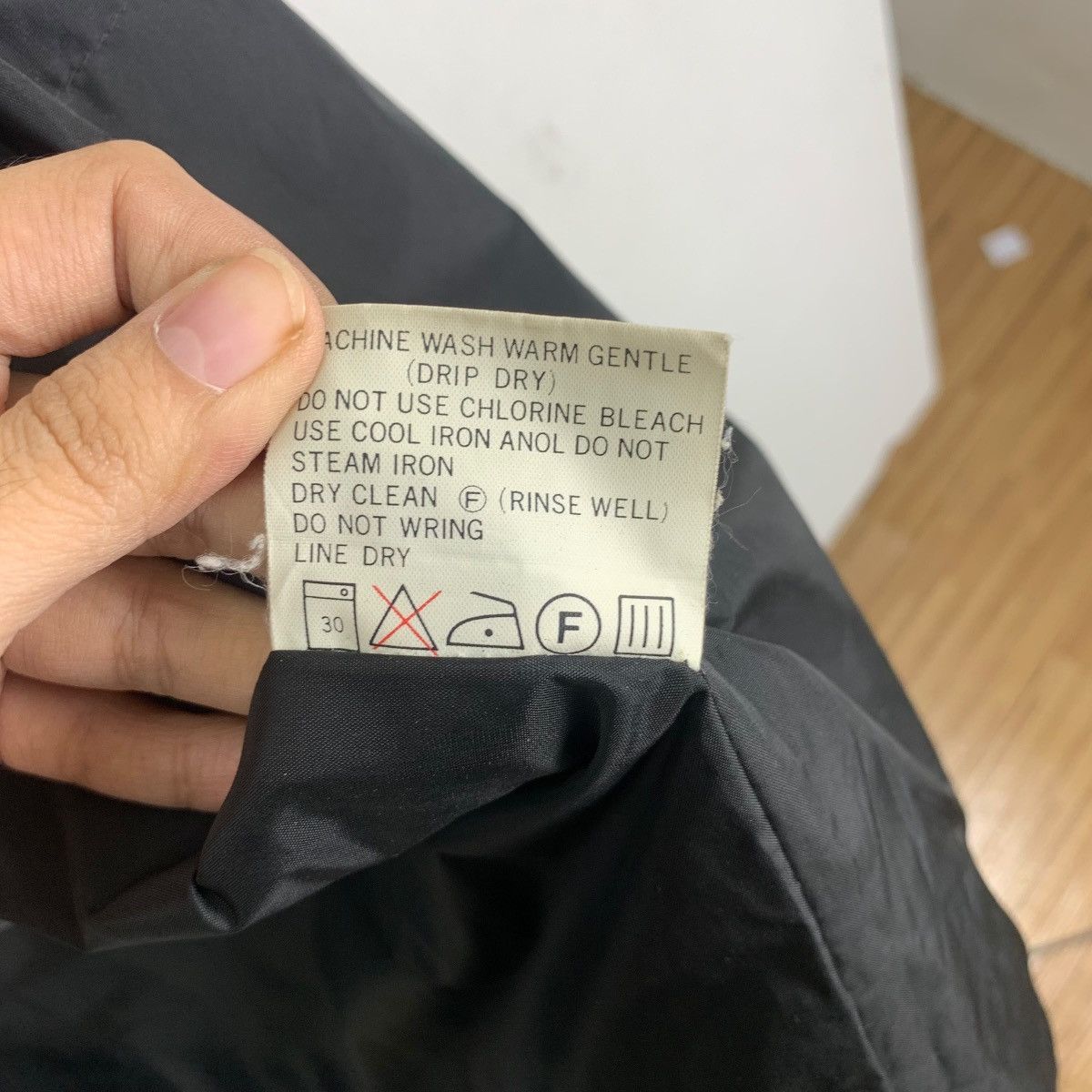 Vintage Vintage GUSH SNOWBOARD JAPAN Water Repellent Outdoor Jacket Size US M / EU 48-50 / 2 - 11 Thumbnail