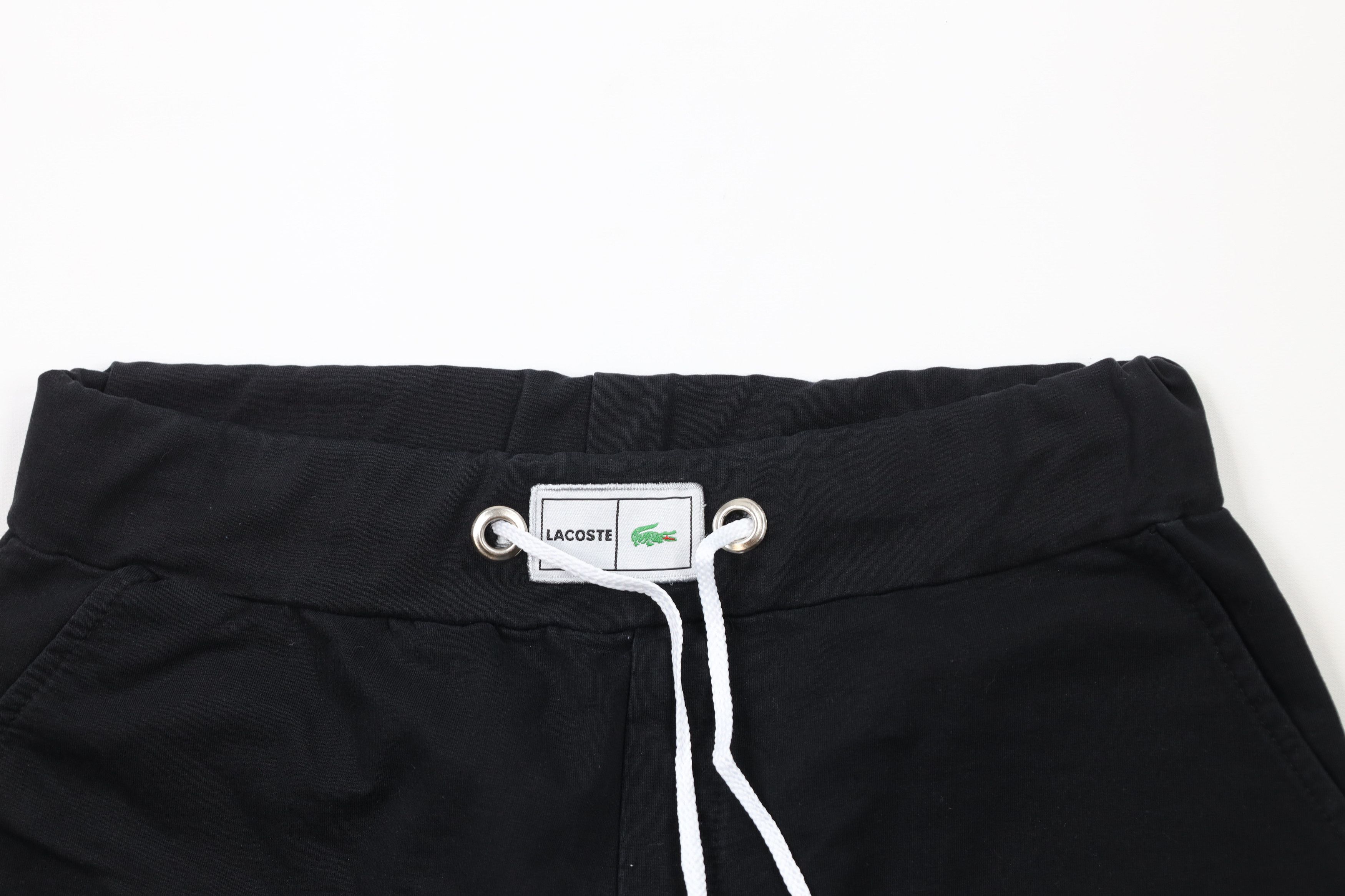 Lacoste × Vintage Vintage Lacoste Spell Out Big Croc Logo Above Knee Shorts Size US 32 / EU 48 - 2 Thumbnail
