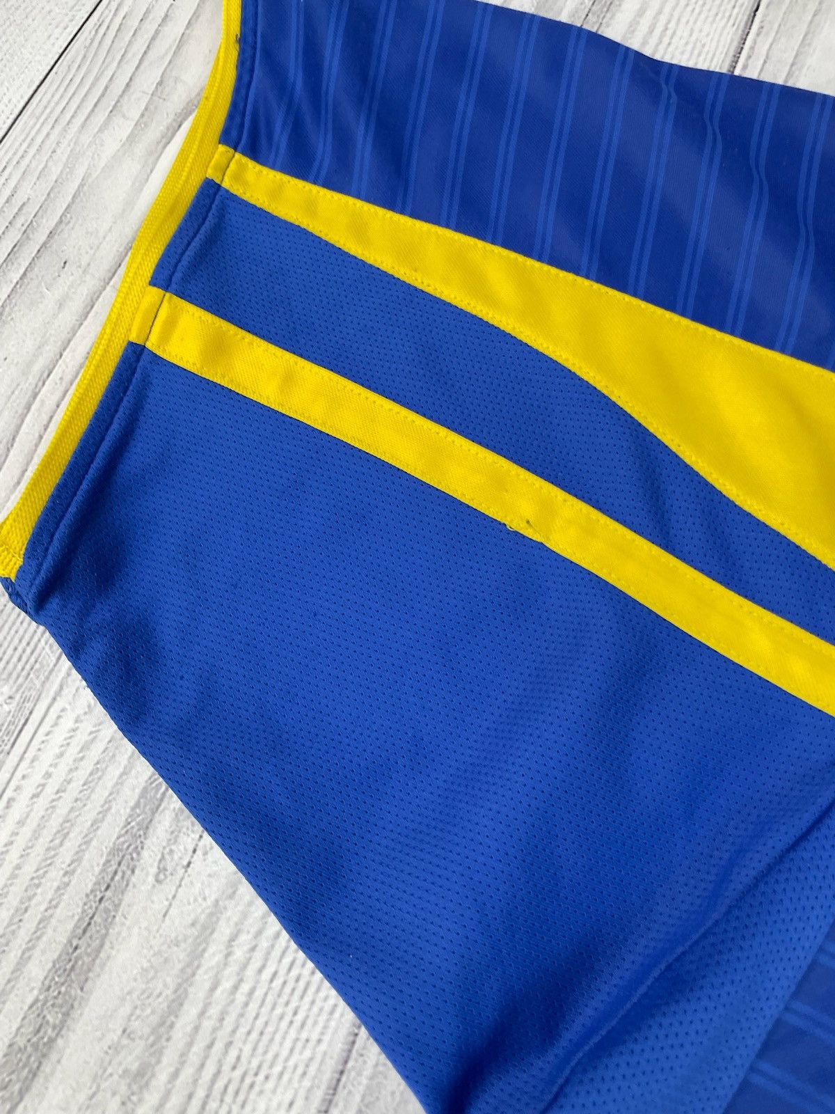 Nike Vintage nike Leeds soccer jersey blue logo size XXL Size US XXL / EU 58 / 5 - 10 Thumbnail