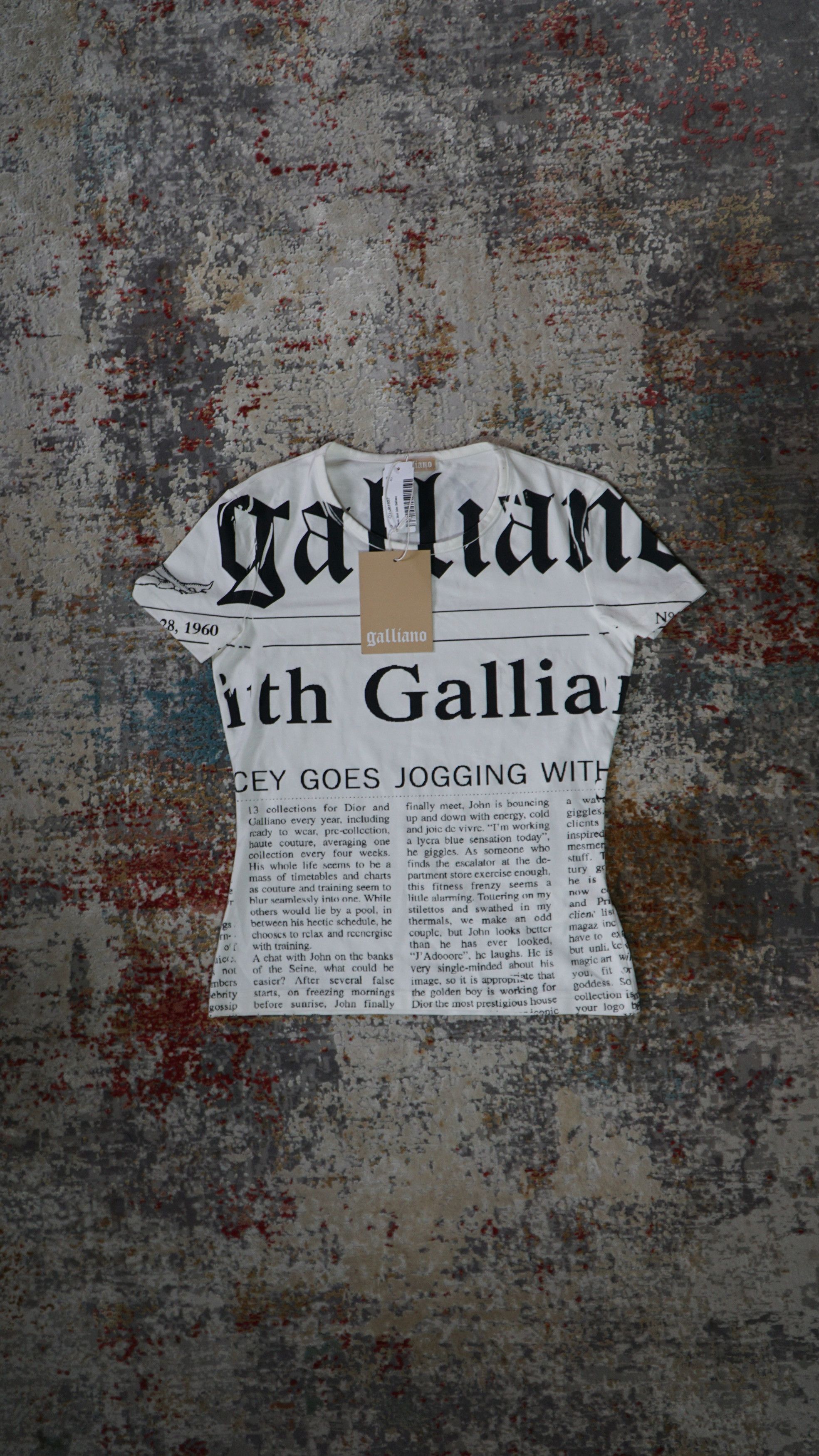 John Galliano john galliaon newspaper print shirt Size S / US 4 / IT 40 - 1 Thumbnail