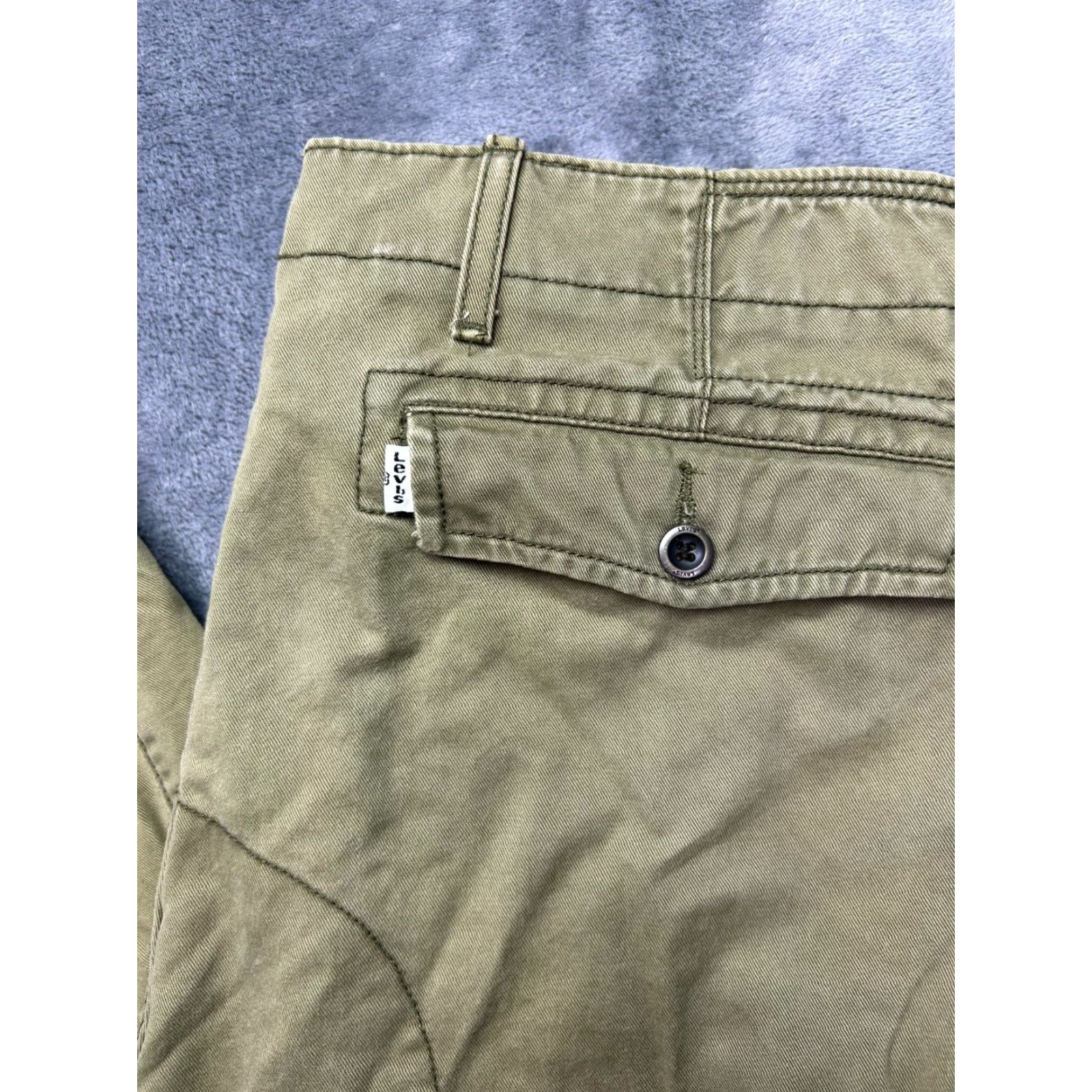 Levi's Levis Cargo Pants Mens Olive Green Cotton 38x30 Relaxed Straight 500 Series Utility Size US 38 / EU 54 - 4 Thumbnail