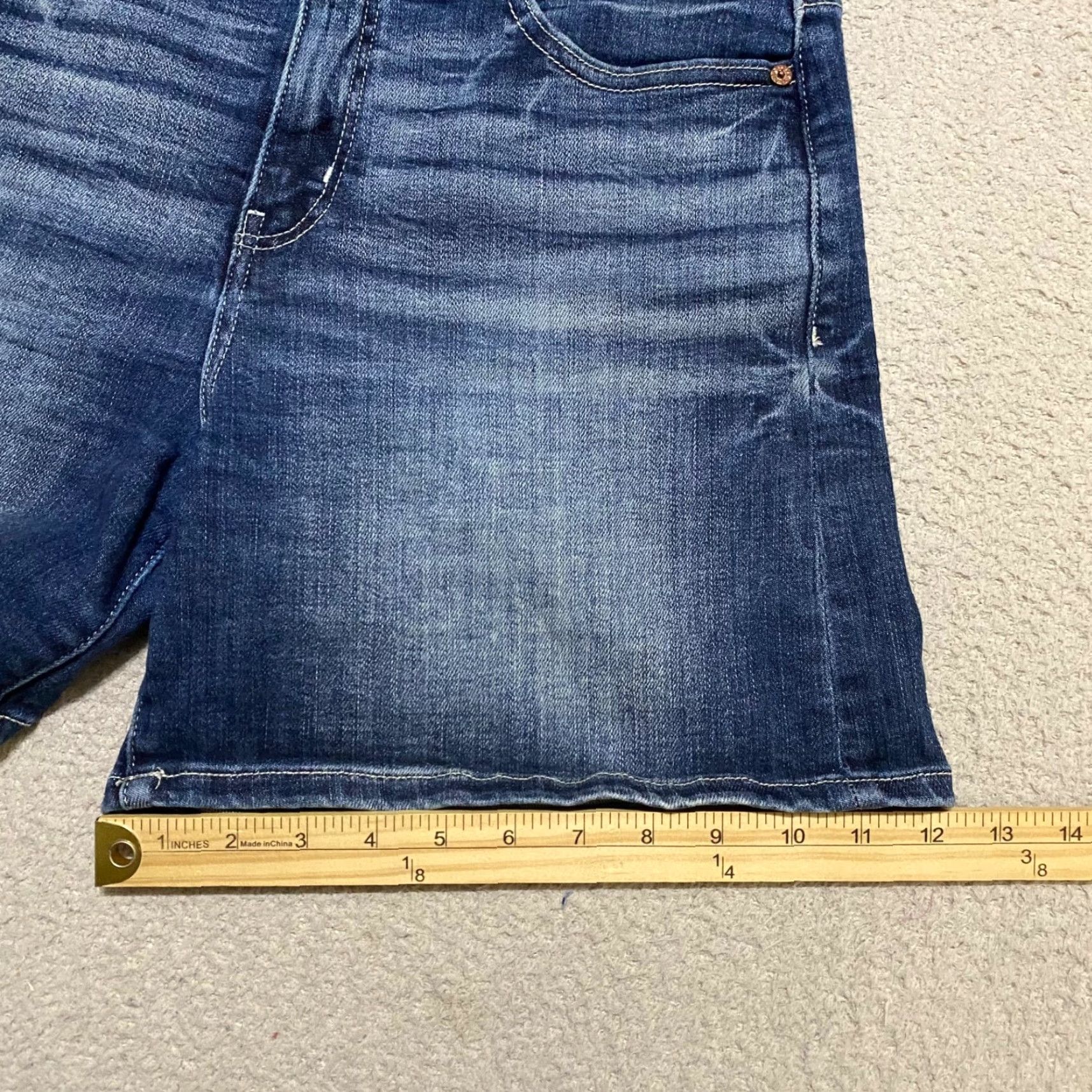 Vintage Buckle Blue Denim Buckle Womens 26 Jeans Shorts High Rise Cut-Off 5 Inseam 5" Vintage No Size 26" / US 2 / IT 38 - 5 Thumbnail