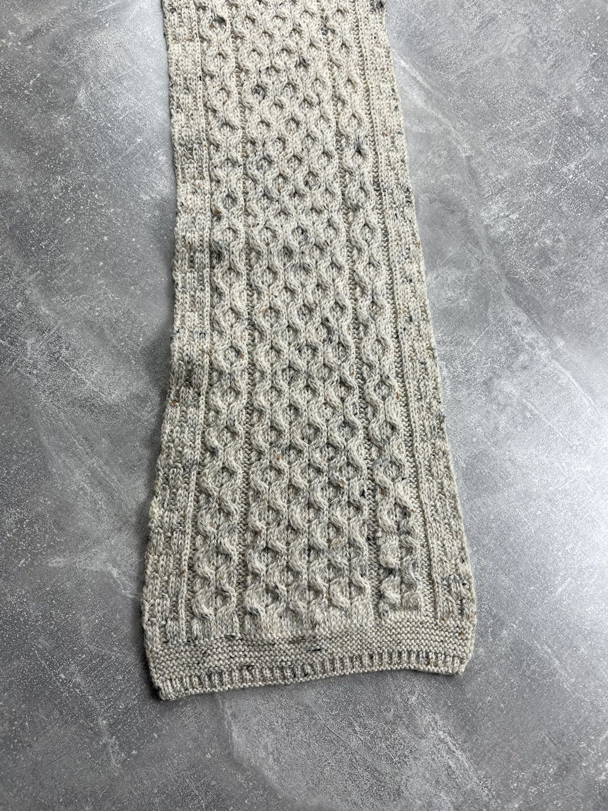 Aran Crafts Aran Crafts Traditional Irish Wool Cable Knit Scarf Oatmeal Size ONE SIZE - 3 Thumbnail