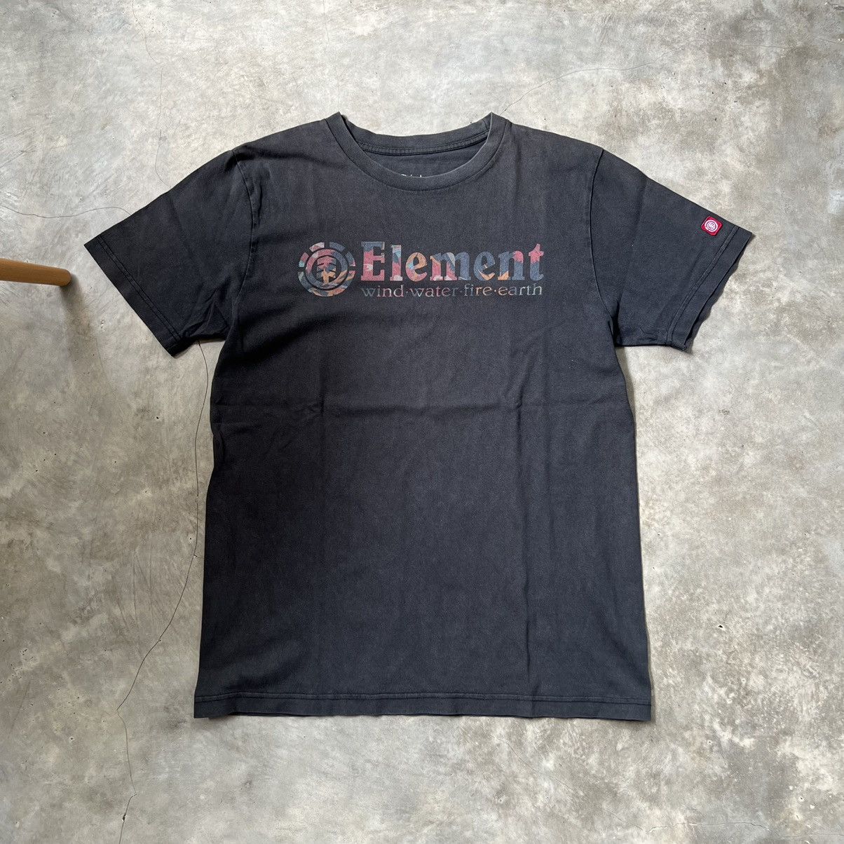 Element Vintage Y2K Element Skateboard T Shirt Size US L / EU 52-54 / 3 - 1 Thumbnail