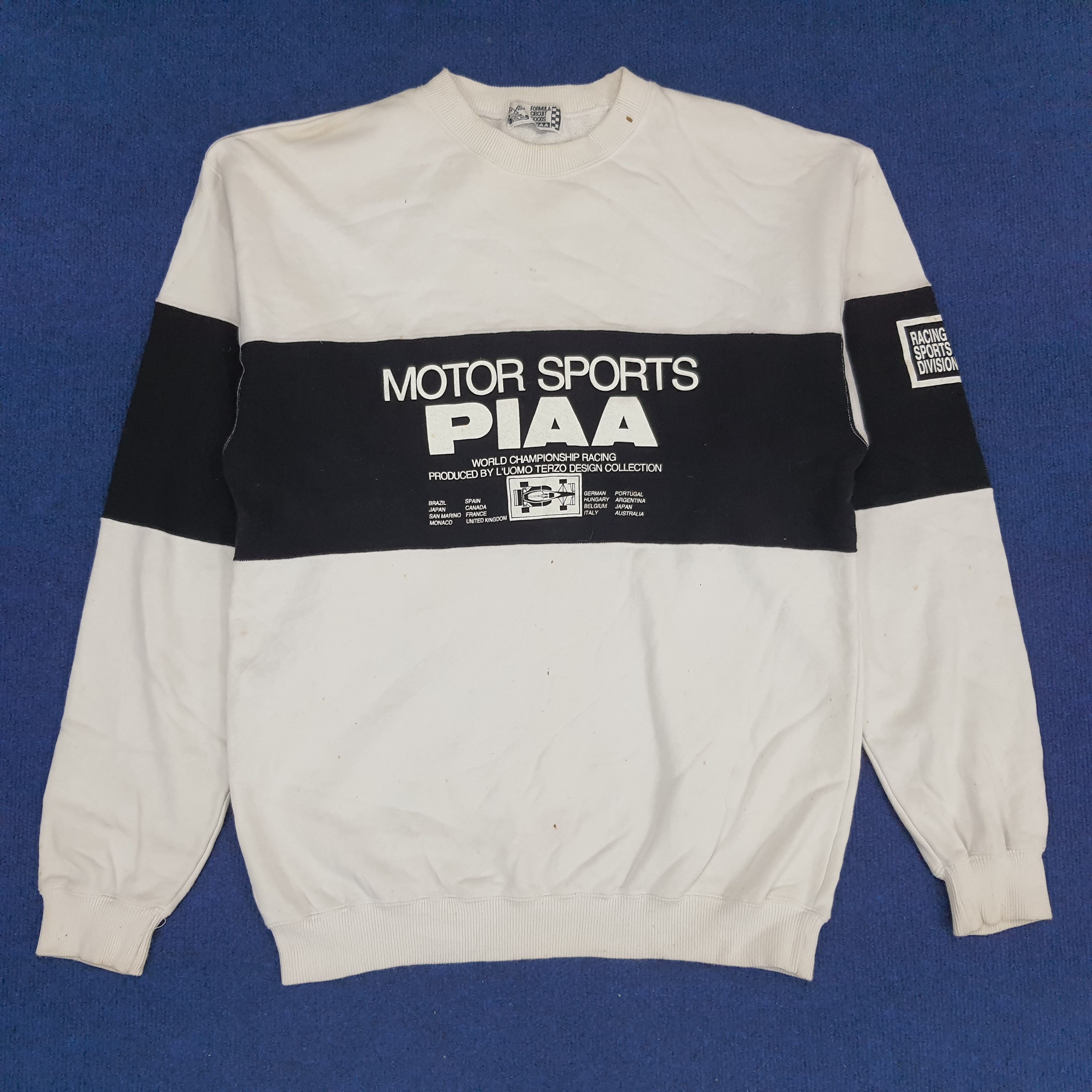 Vintage Vintage PIAA Motor Sports Formula 1 Grand Prix Sweatshirt Size US M / EU 48-50 / 2 - 1 Thumbnail