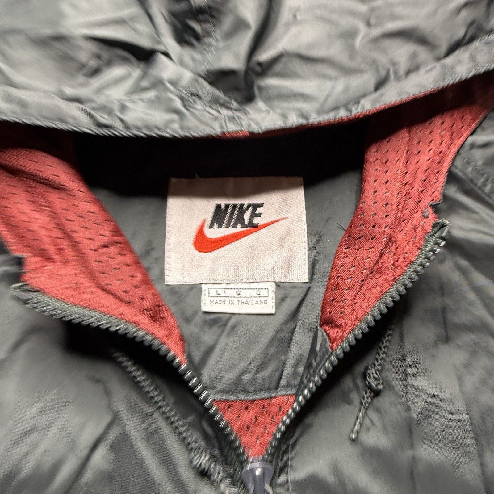 Nike Vintage 90s Nike Black Maroon Full Zip Windbreaker Jacket Size US L / EU 52-54 / 3 - 5 Thumbnail