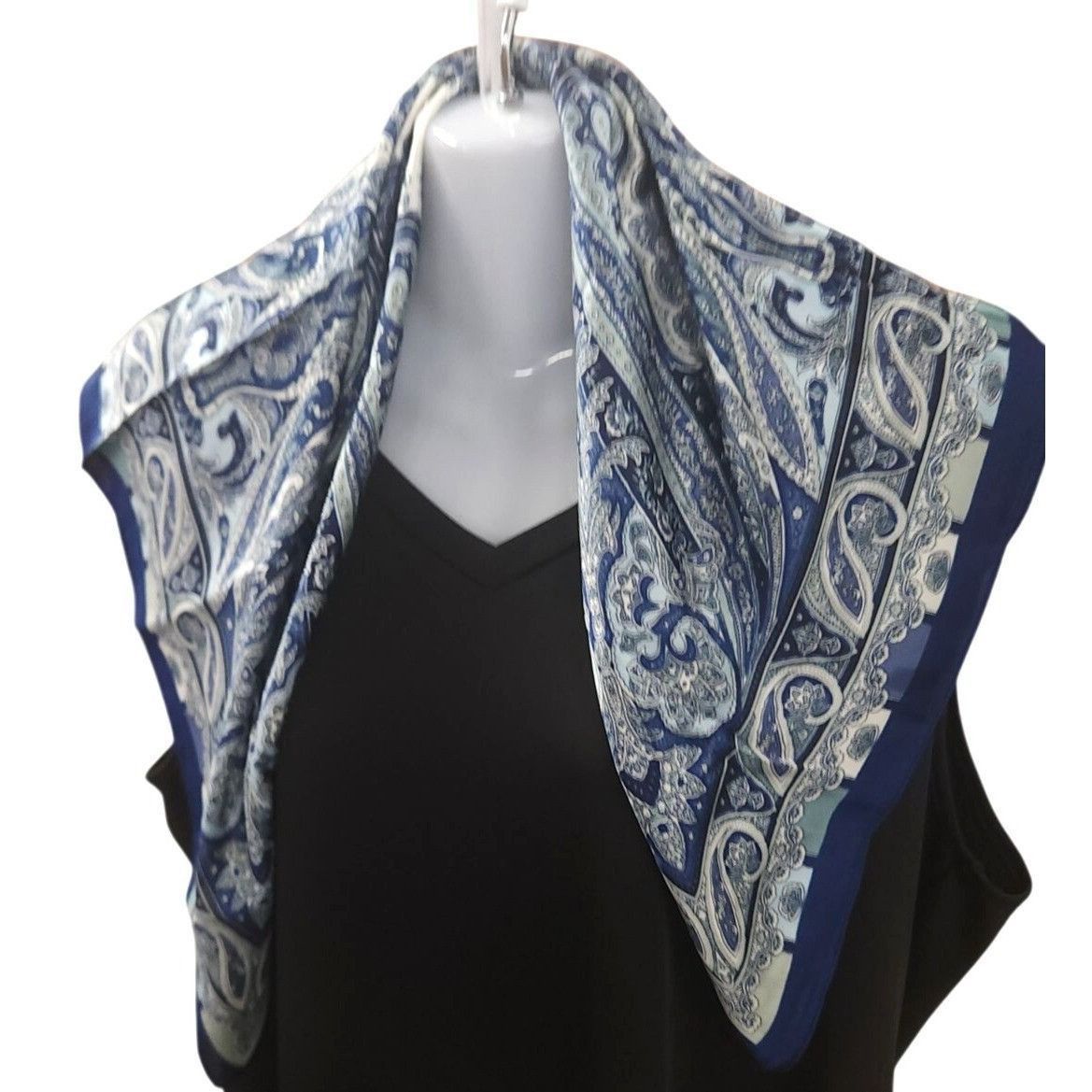 Other Luxury Paisley Blue/White Square Scarf 27 inch Western Wild Size ONE SIZE - 11 Thumbnail