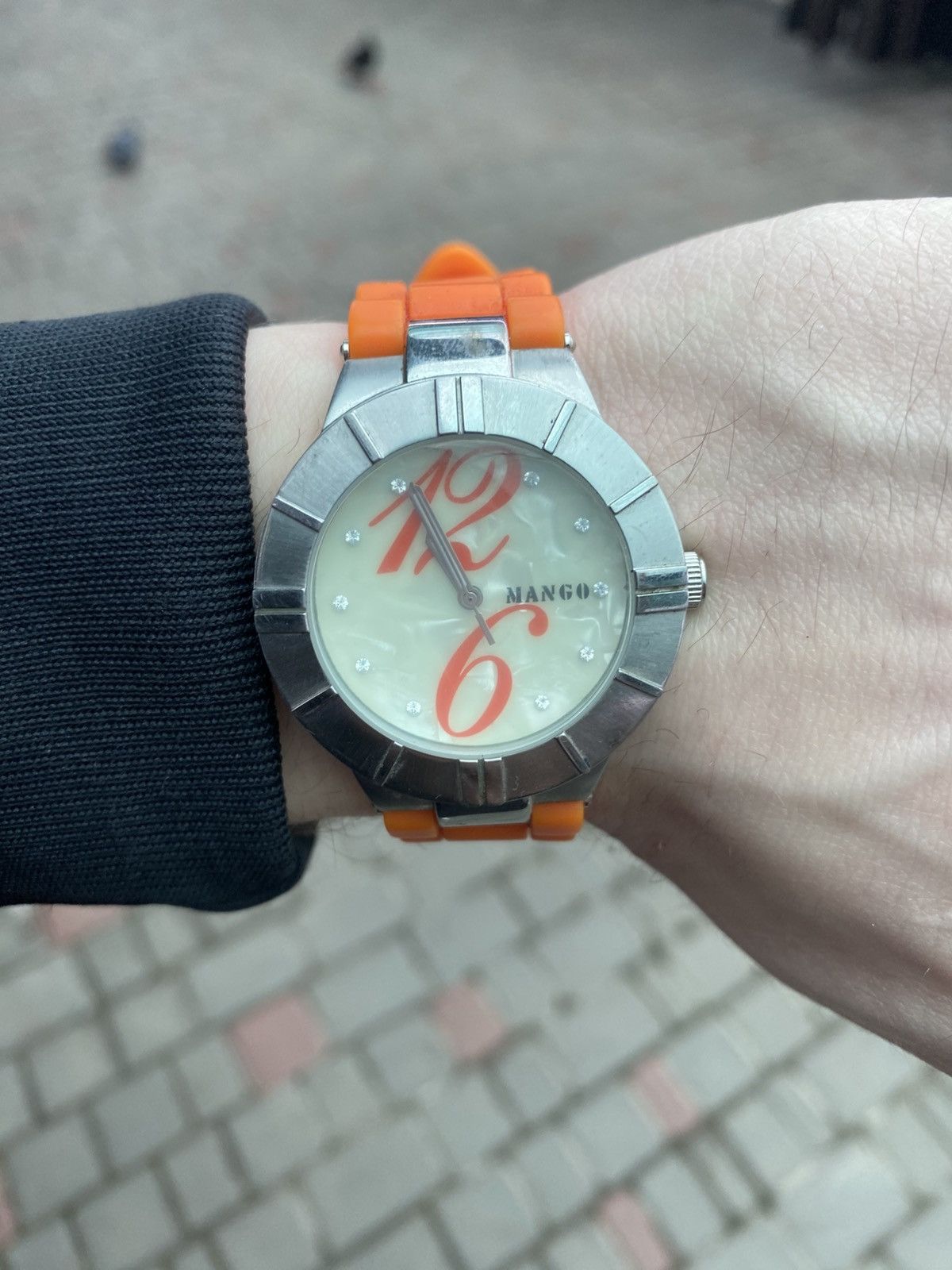 Japanese Brand Mango Orange Silicone Strap Quartz Ladies Sport Watch Size ONE SIZE - 3 Thumbnail