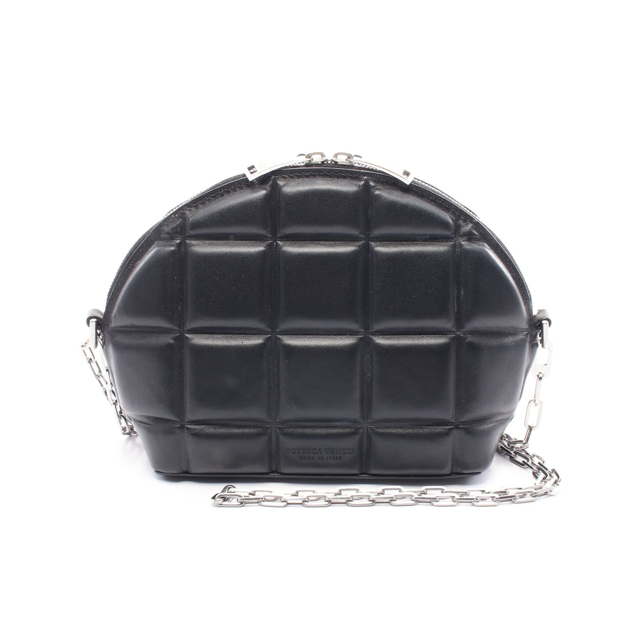 Bottega Veneta Bottega Veneta Padet Half Moon Chain Shoulder Bag Leather Black Size ONE SIZE - 1 Thumbnail