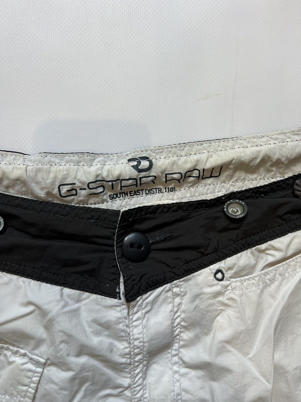 G-Star G star Raw White Nylon Shorts Basic Size US 30 / EU 46 - 4 Thumbnail