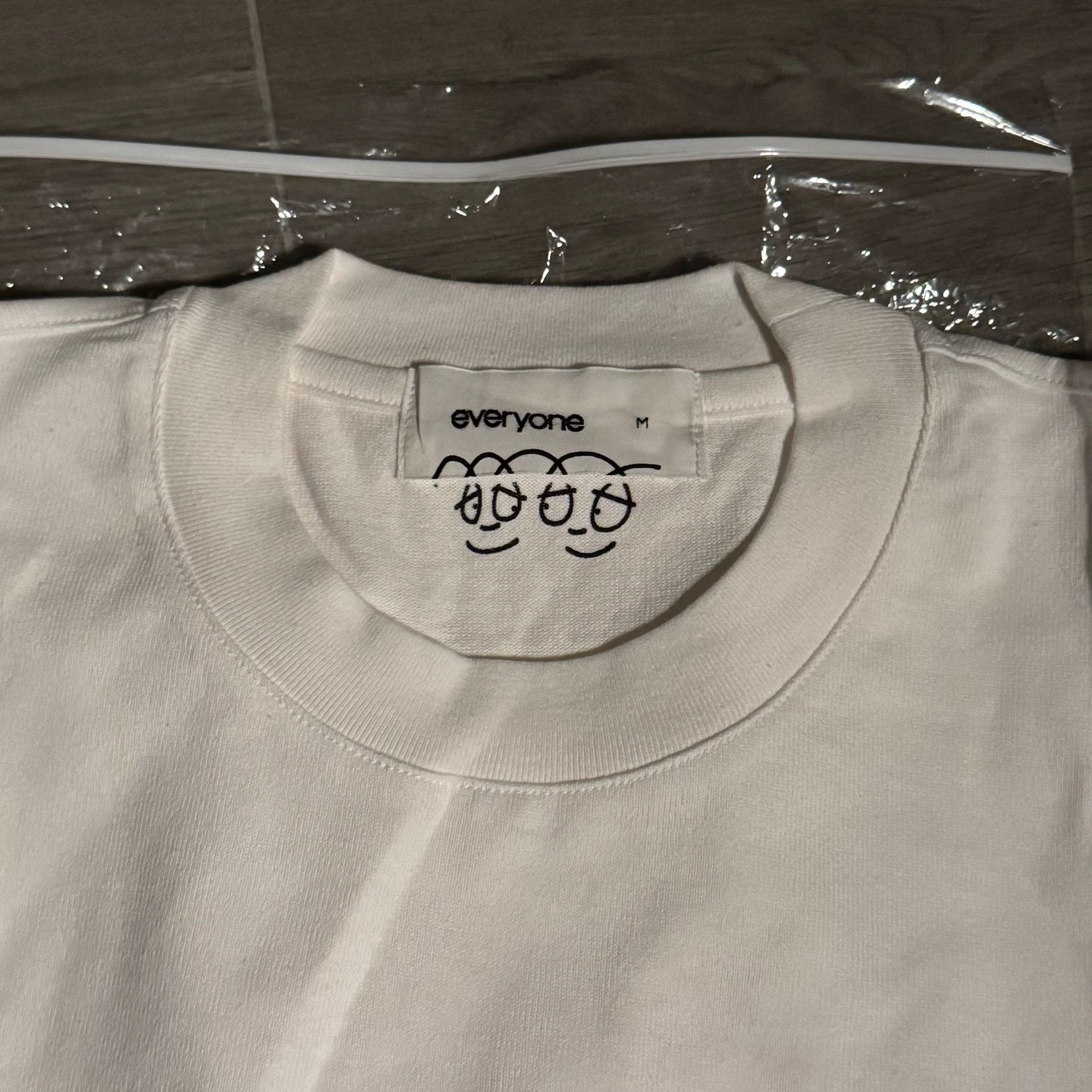 Other everyone j.30000 M new tee Size M / US 6-8 / IT 42-44 - 2 Thumbnail