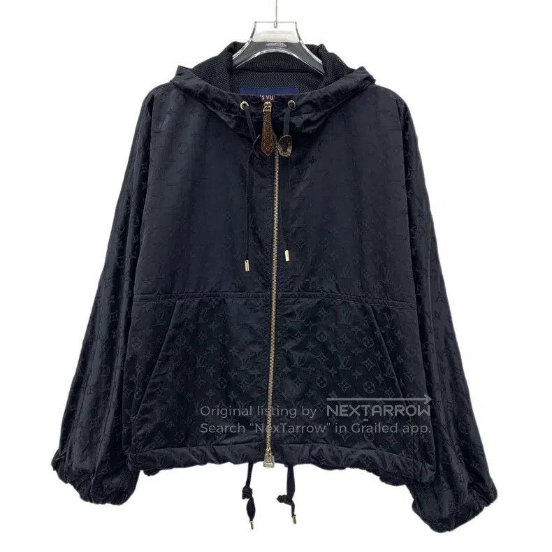 Louis Vuitton Louis Vuitton Black logo full print hooded zippered long s Size XS / US 0-2 / IT 36-38 - 1 Thumbnail