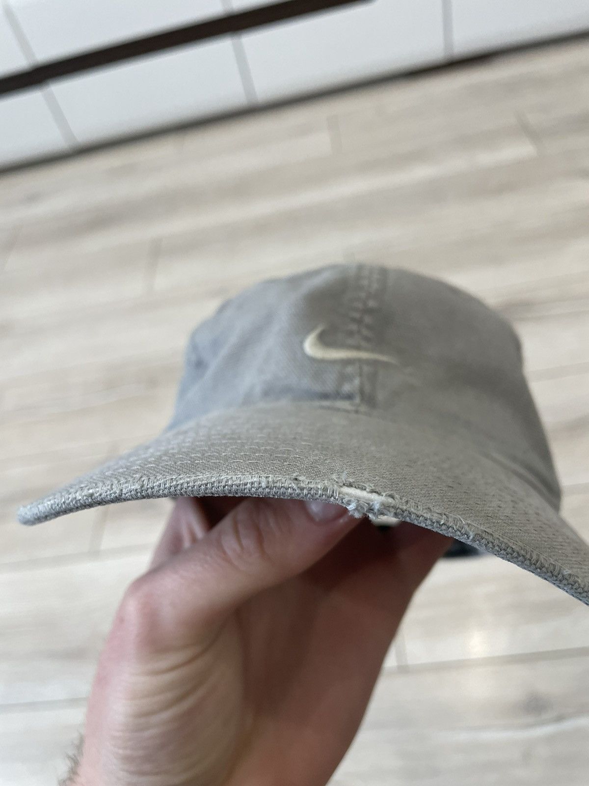 Nike × Vintage Vintage hype streetwear Nike Swoosh logo cap distressed Size ONE SIZE - 14 Thumbnail