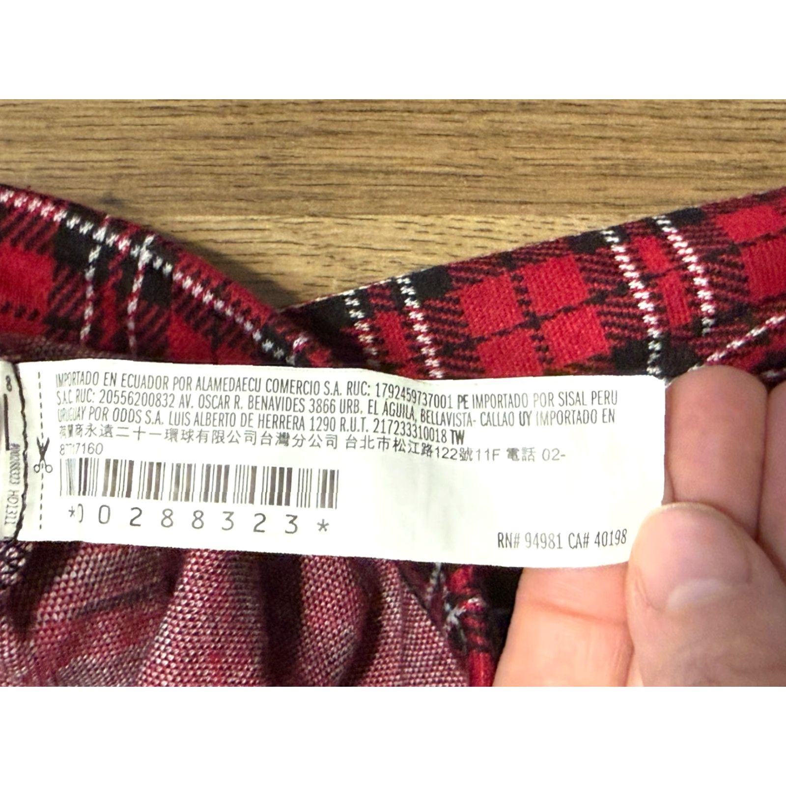 Forever 21 FOREVER 21 Pants Women's Size L Red Black White Plaid Straight Ankle Size 36" / US 14 / IT 50 - 6 Thumbnail