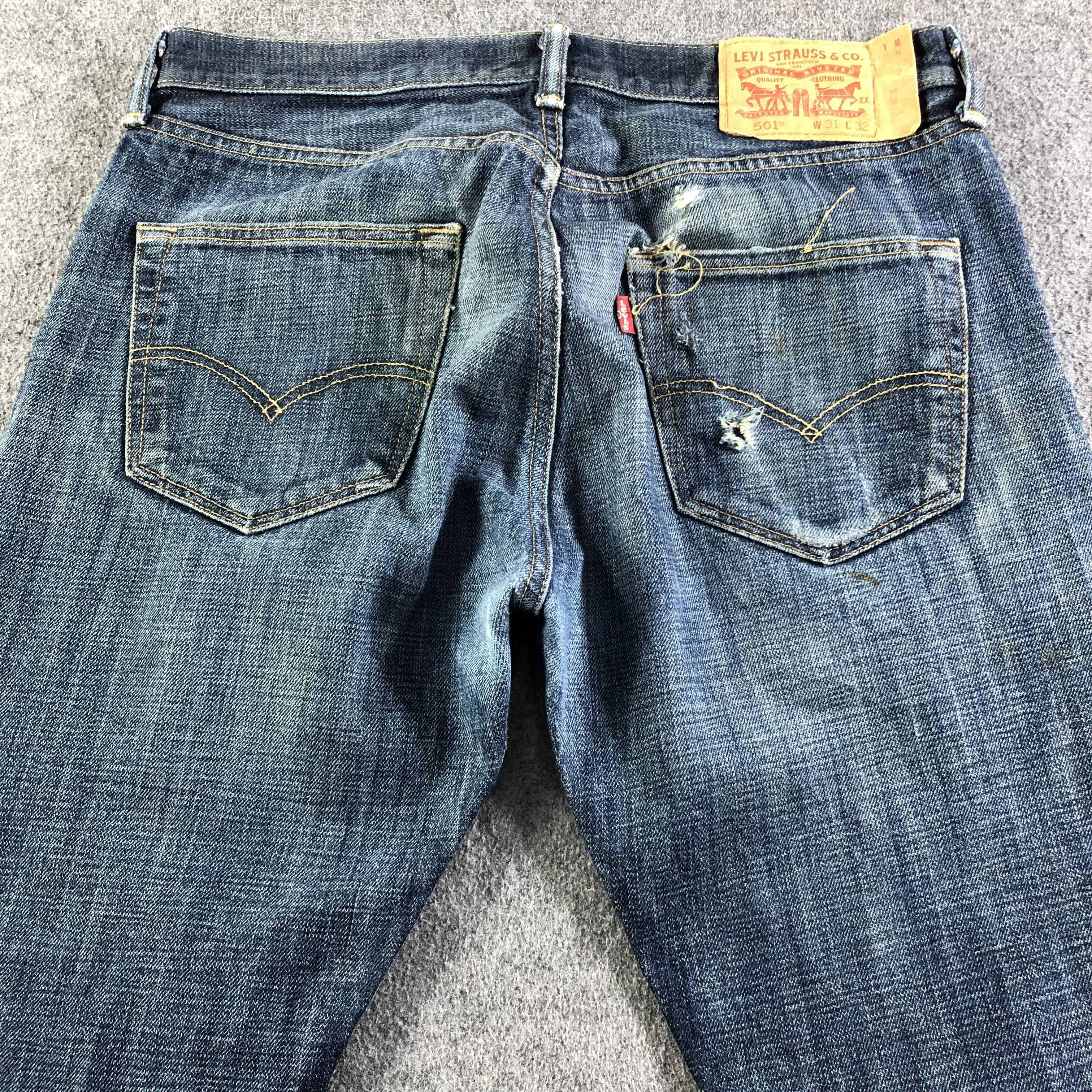 Levi's Vintage Blue Wash Levis 501 Jeans-J3471 Size US 33 - 4 Thumbnail