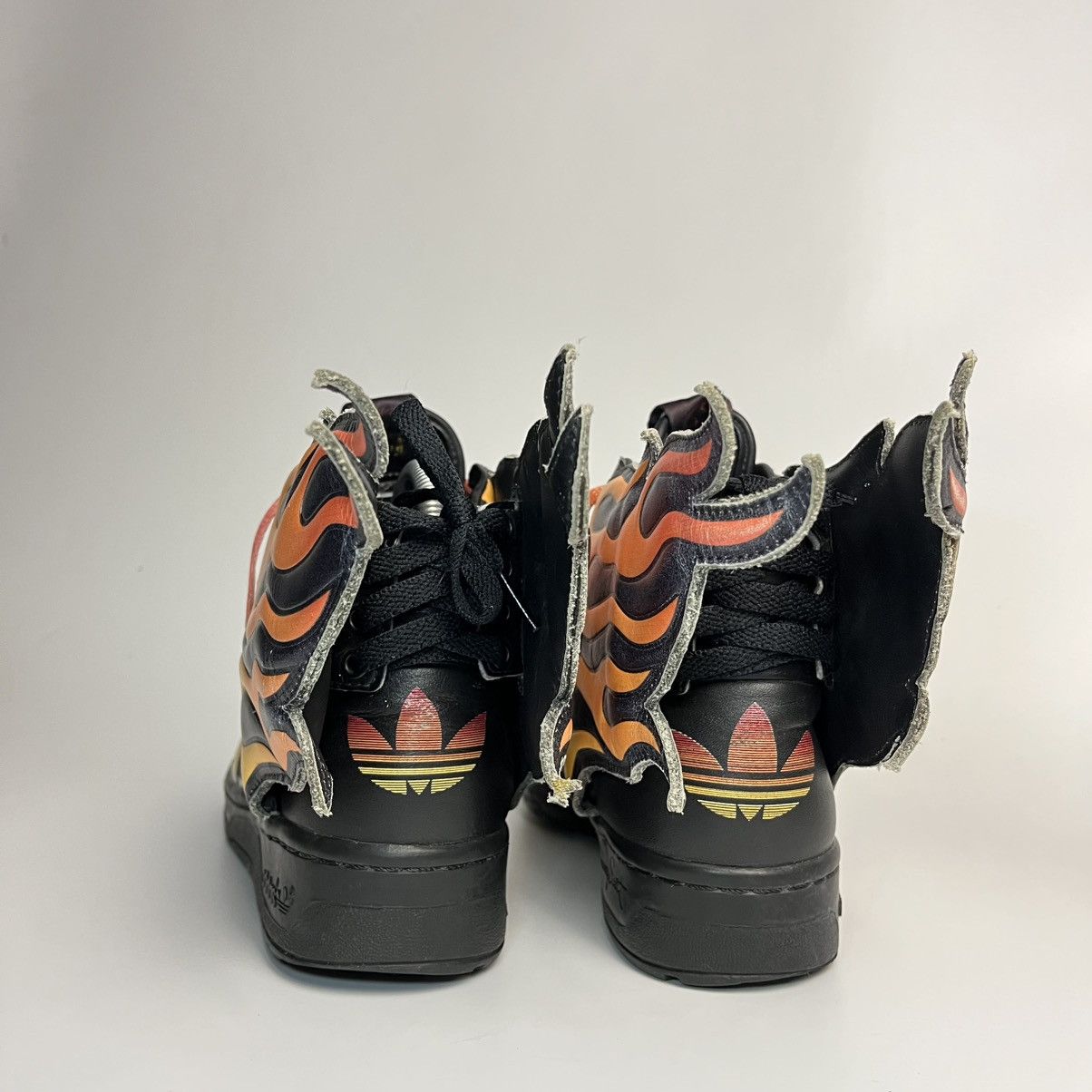 Adidas × Jeremy Scott RARE Adidas x Jeremy Scott JS Flames Size US 9 / EU 42 - 6 Thumbnail