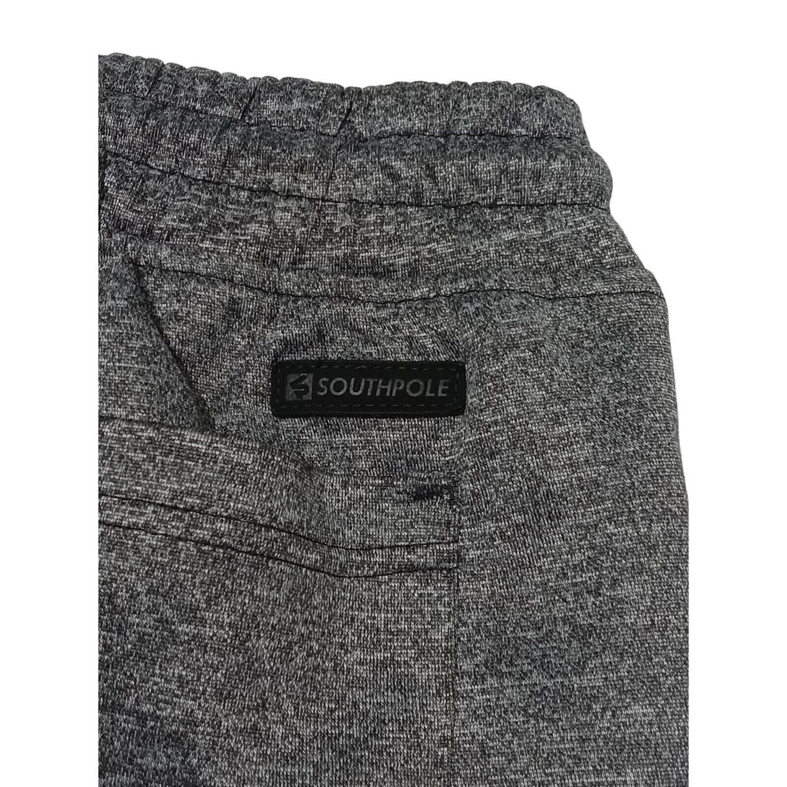 Southpole Southpole Fleece Shorts L Casualwear Drawstring Gray Pocket Size US 32 / EU 48 - 4 Thumbnail