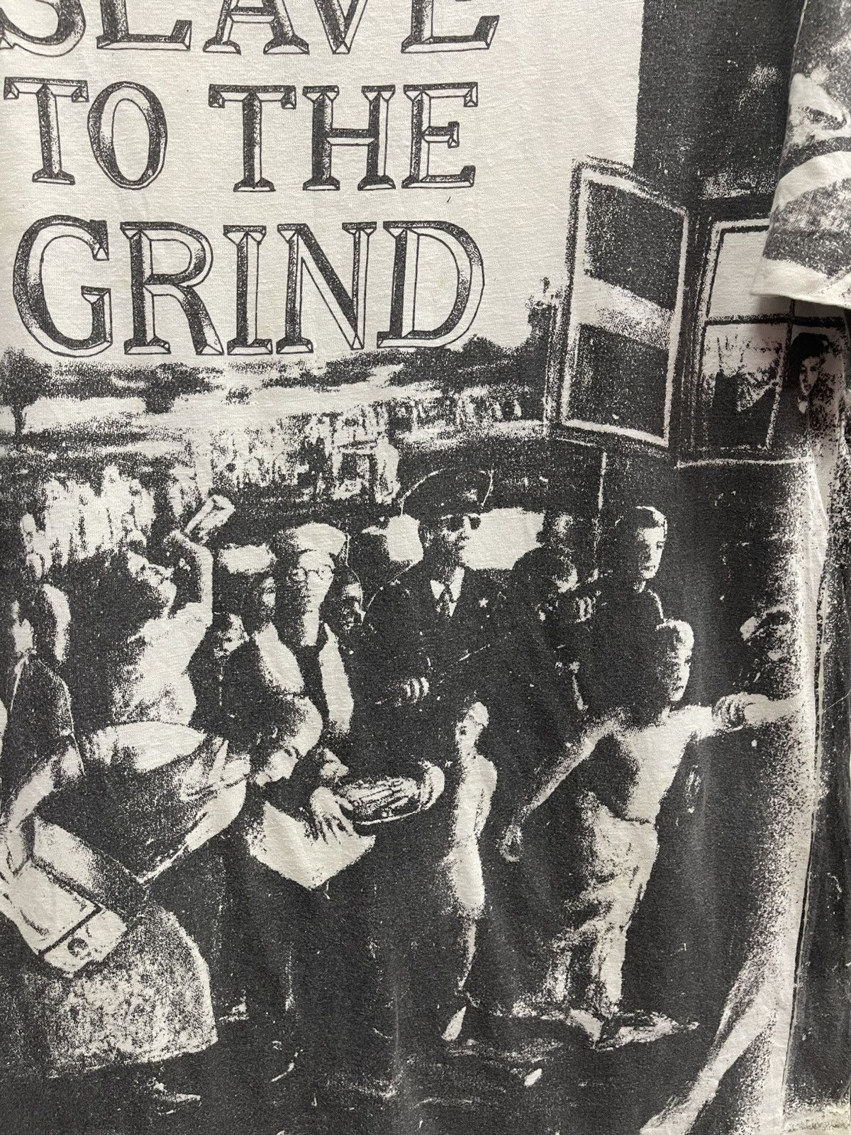 Vintage Vintage 90s Skid Row " Slave to the Grind" Very Rare🔥🔥🔥 Size US L / EU 52-54 / 3 - 13 Thumbnail