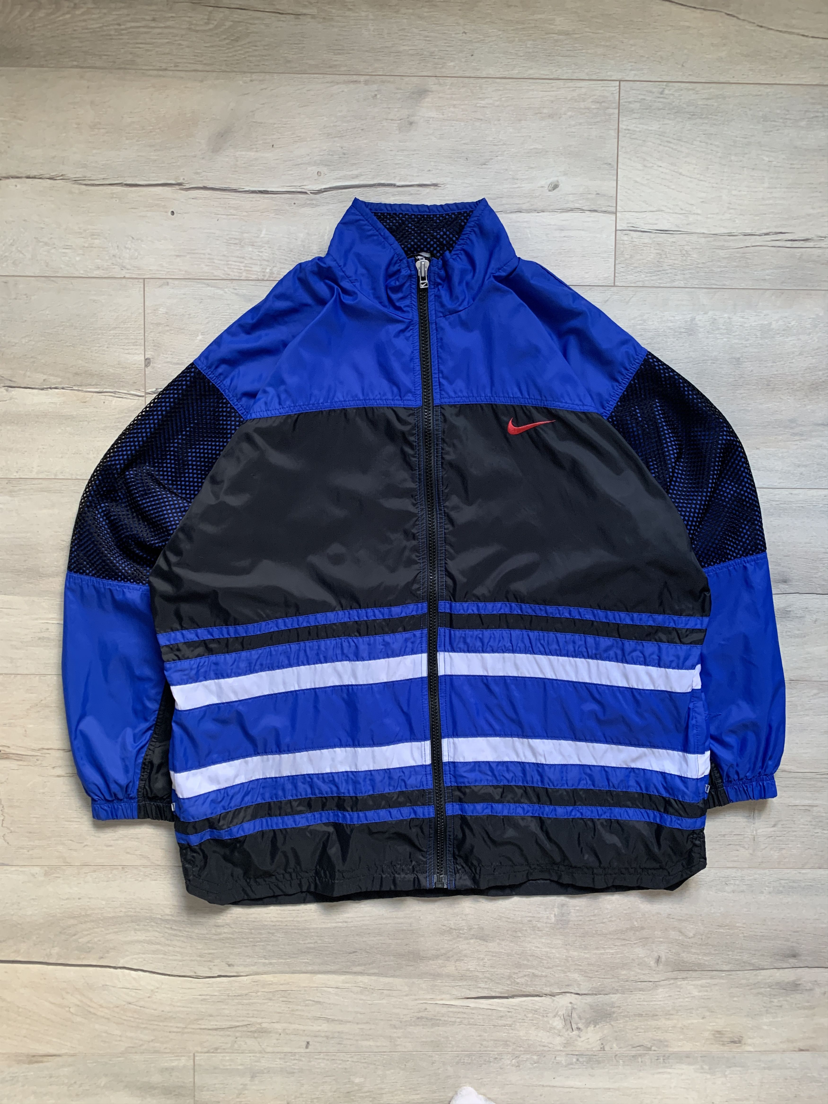 Nike × Vintage Vintage Nike Nylon Jacket Big Logo Baggy Crazy 90s Size US XL / EU 56 / 4 - 4 Thumbnail