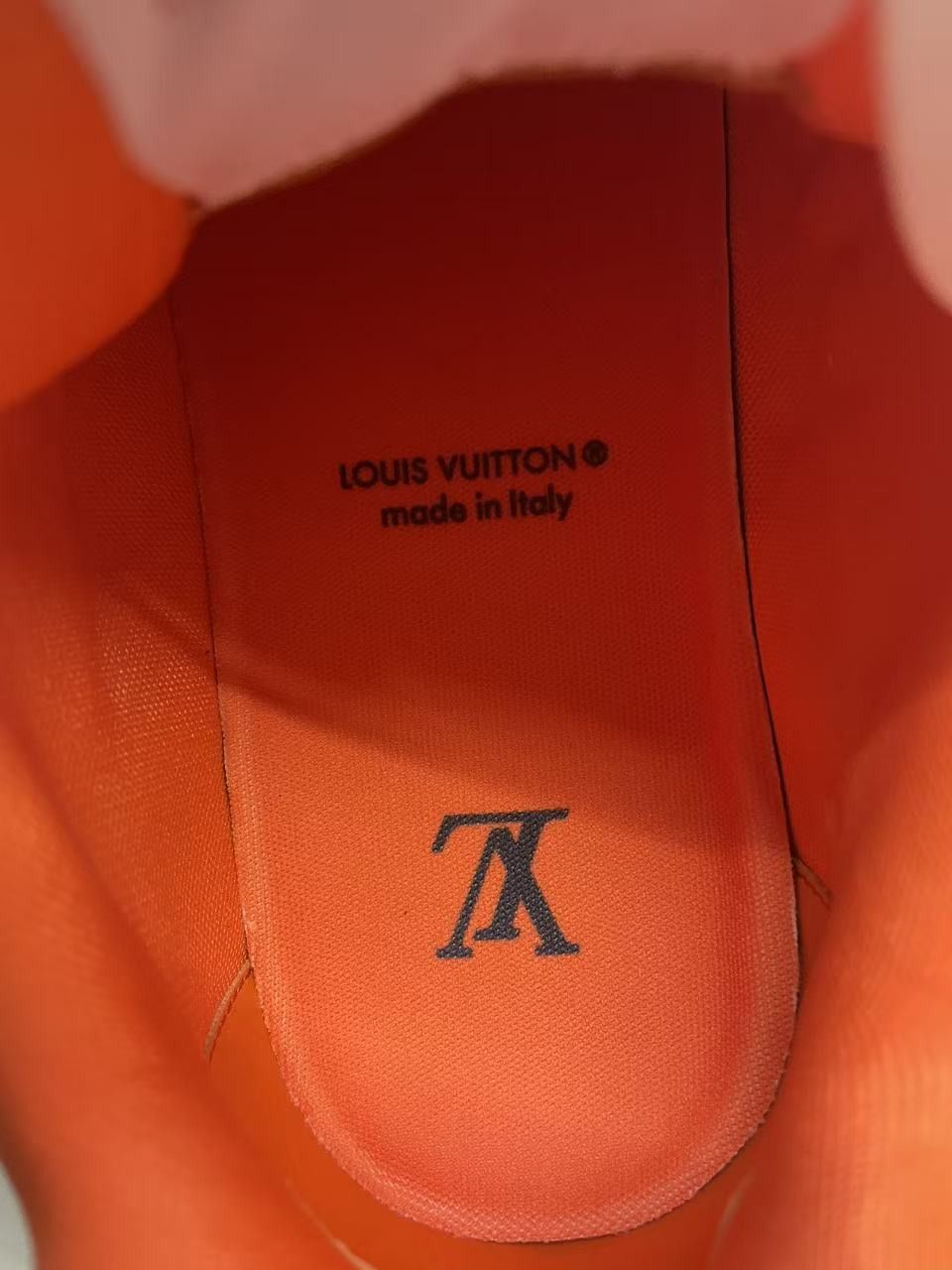 Louis Vuitton Louis Vuitton Orange Monogram Trainer Sneakers Size US 9 / IT 39 - 11 Thumbnail