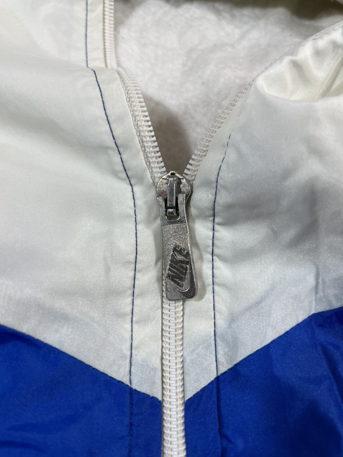 Nike Nike Vintage 80s Made On UK Very Rare Zip Jacket Size US XL / EU 56 / 4 - 9 Thumbnail