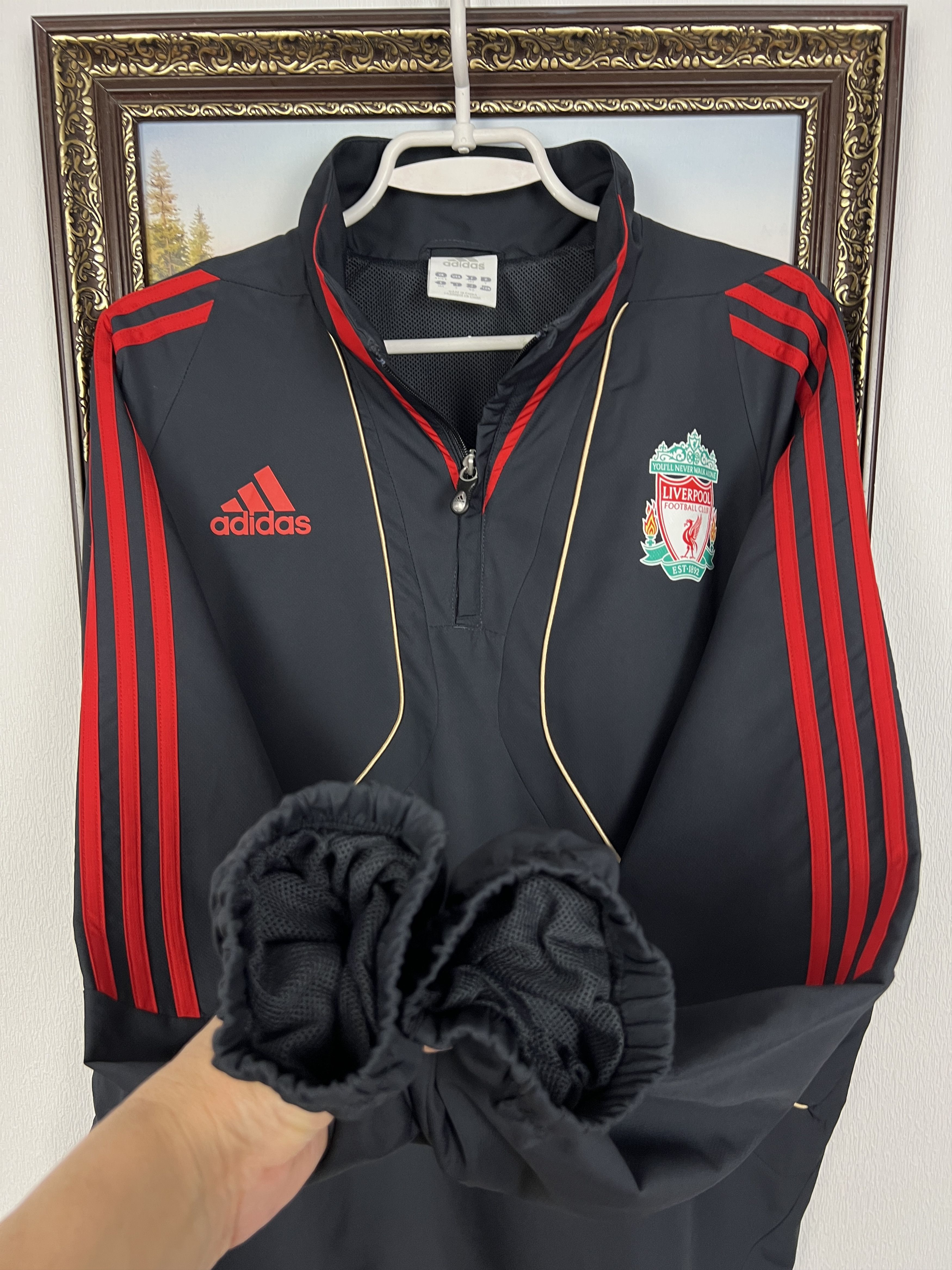 Adidas Vintage Adidas Liverpool Football Jacket Soccer Track Top Size US L / EU 52-54 / 3 - 6 Thumbnail