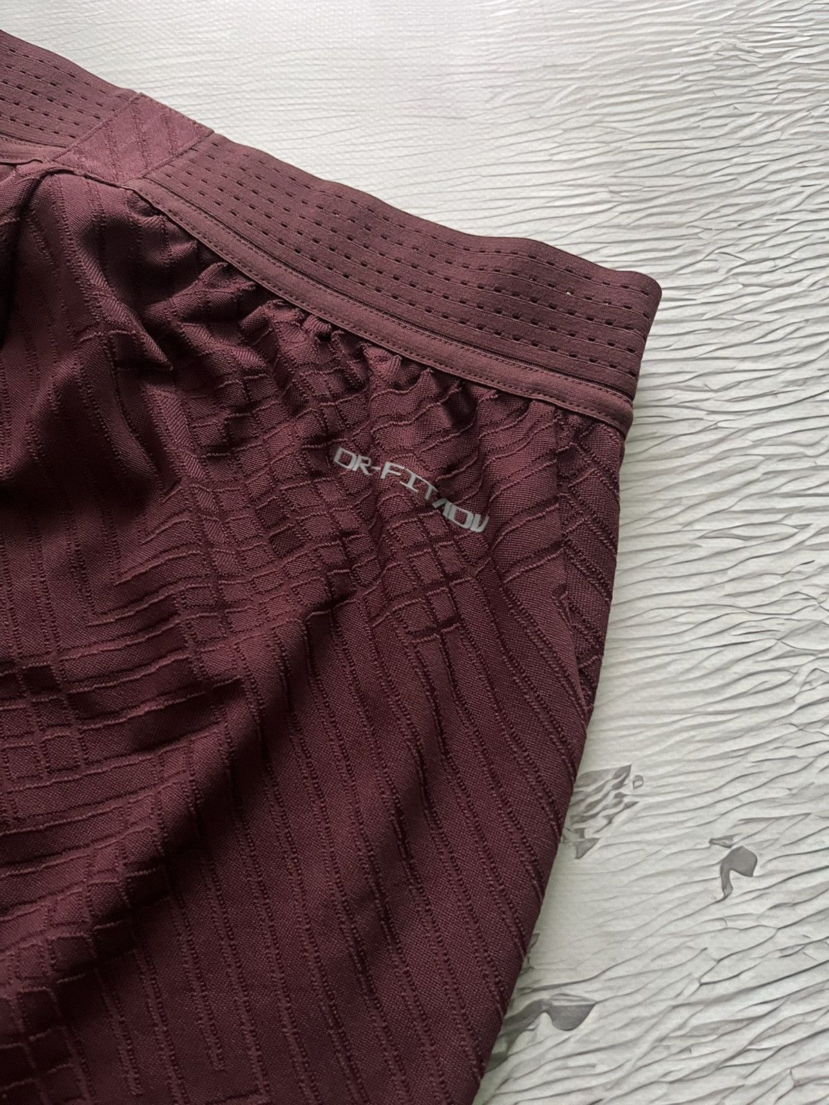 Nike Nike Liverpool FC 22/23 Strike Elite Pants - Claret Size US 30 / EU 46 - 5 Thumbnail