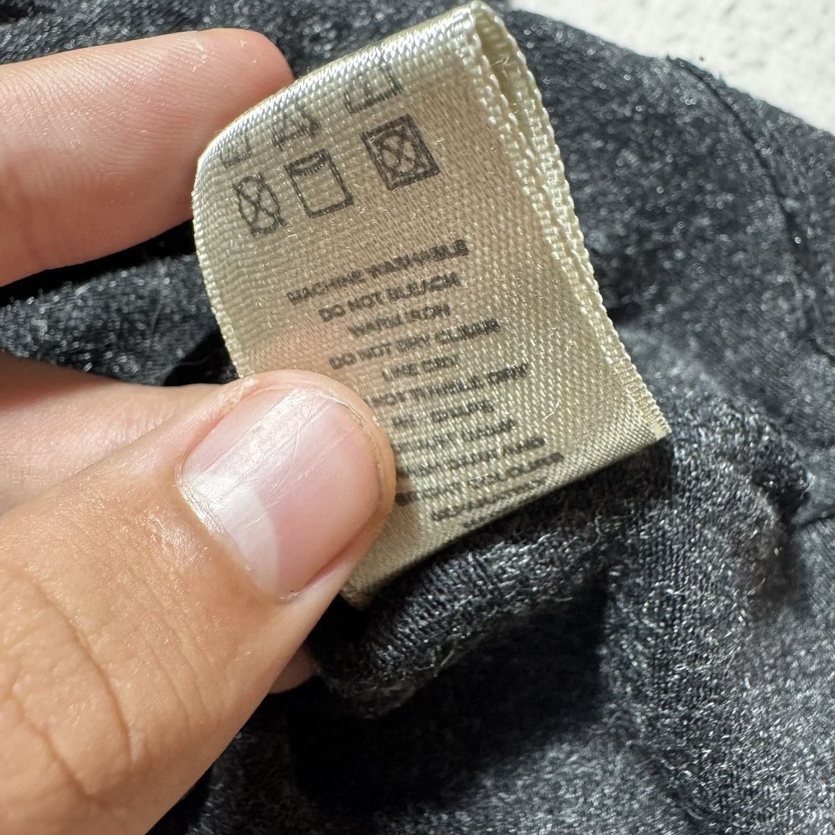 Burberry burberry longsleeves with signature plaid at the throat Size S / US 4 / IT 40 - 9 Thumbnail