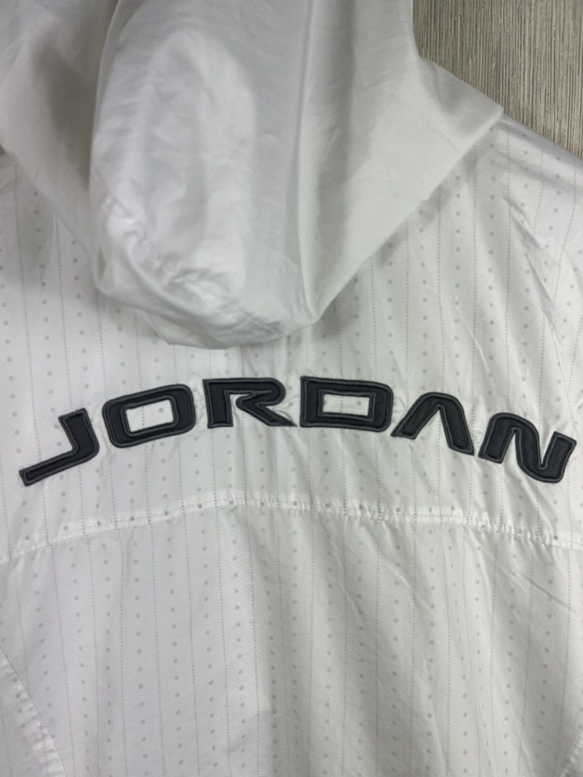Jordan Brand Vintage Nike Jordan brand y2k light jacket windbreaker retro Size US L / EU 52-54 / 3 - 22 Thumbnail
